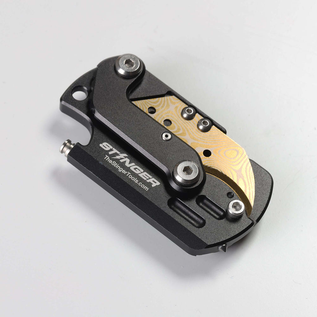 Stinger Dog Tag Blade, Folding Pocket Knife, Utility Knife - Matte Black w/ Golden Blade