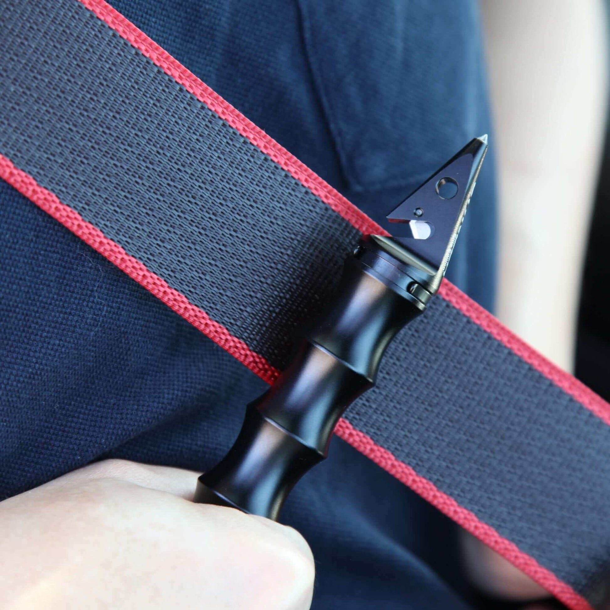 Stinger Whip Car Emergency Tool with Seat Belt Cutter and Window Breaker (Elite Edition, Black)