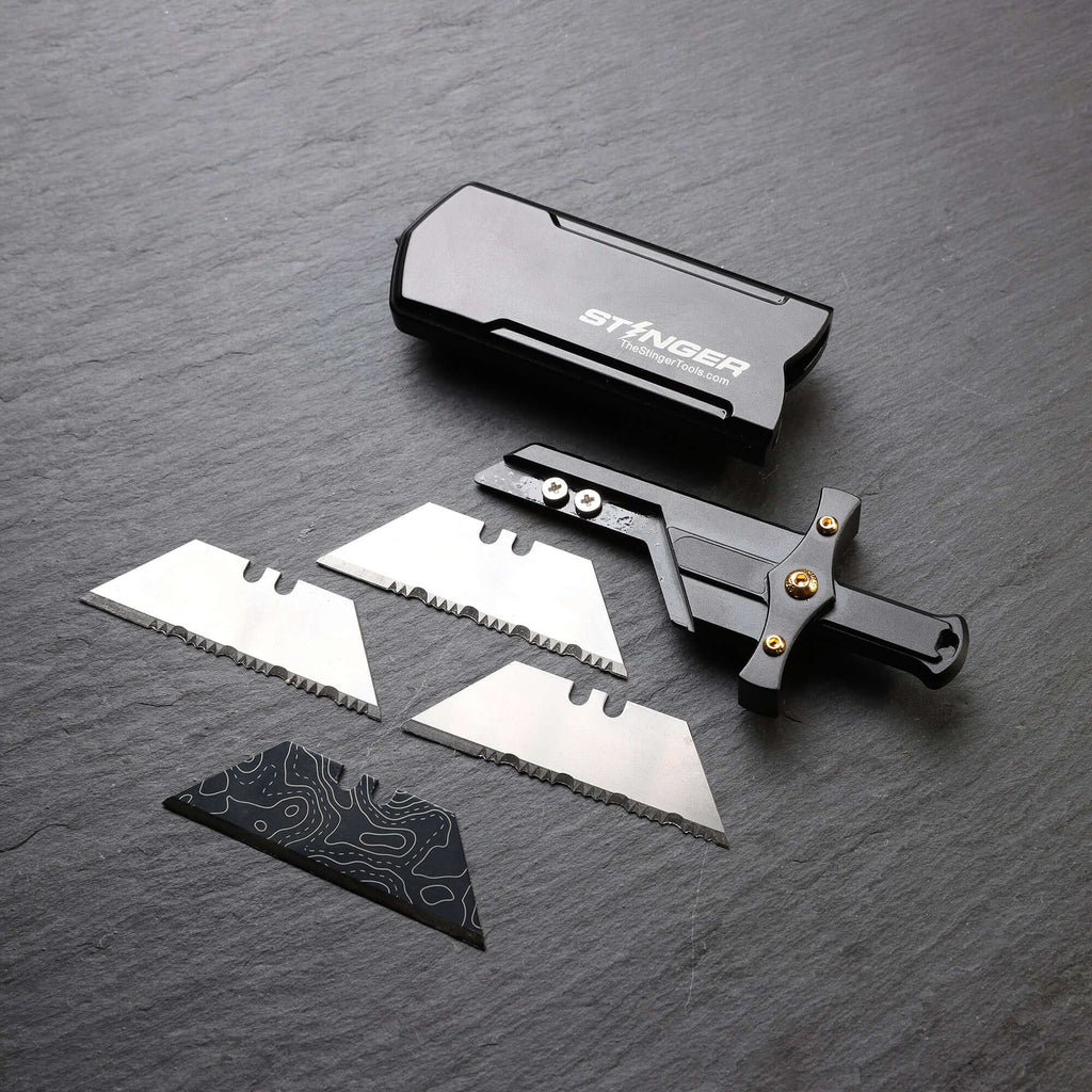 Stinger Buster Blade with P01 Serrated Utility Blade
