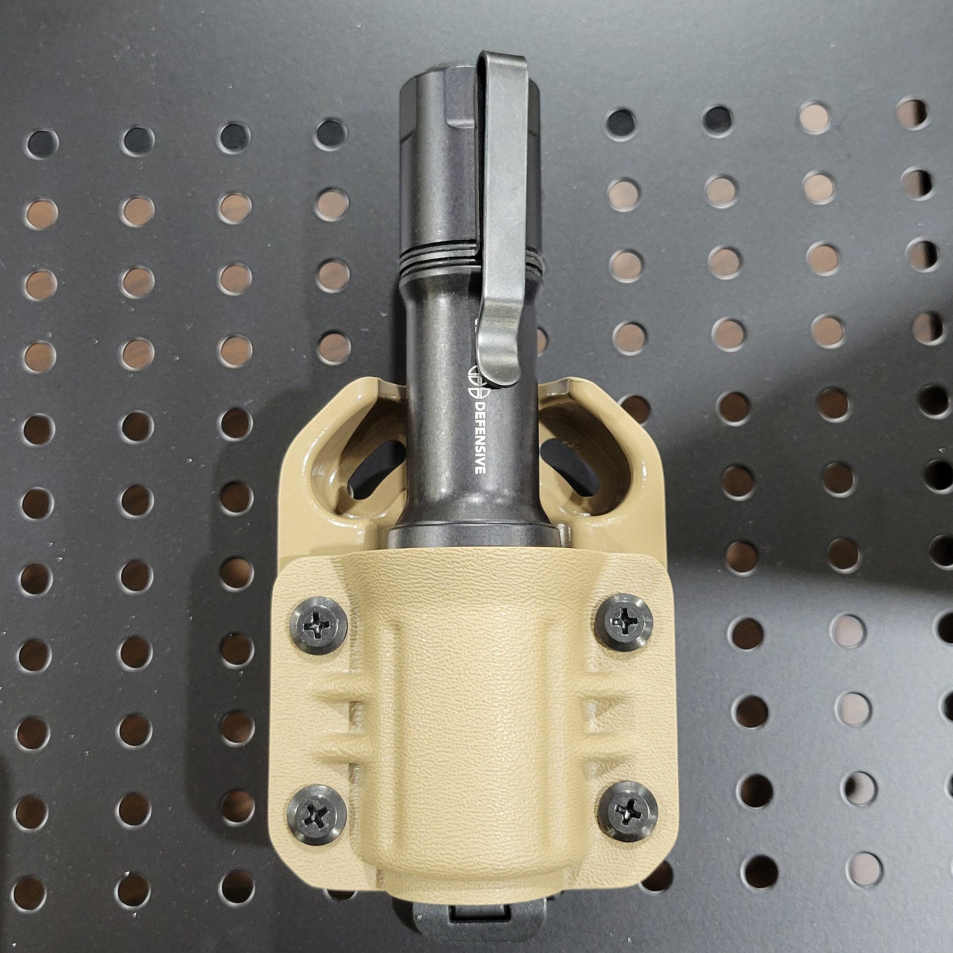 Cloud Defensive MCH Duty Flashlight Carrier