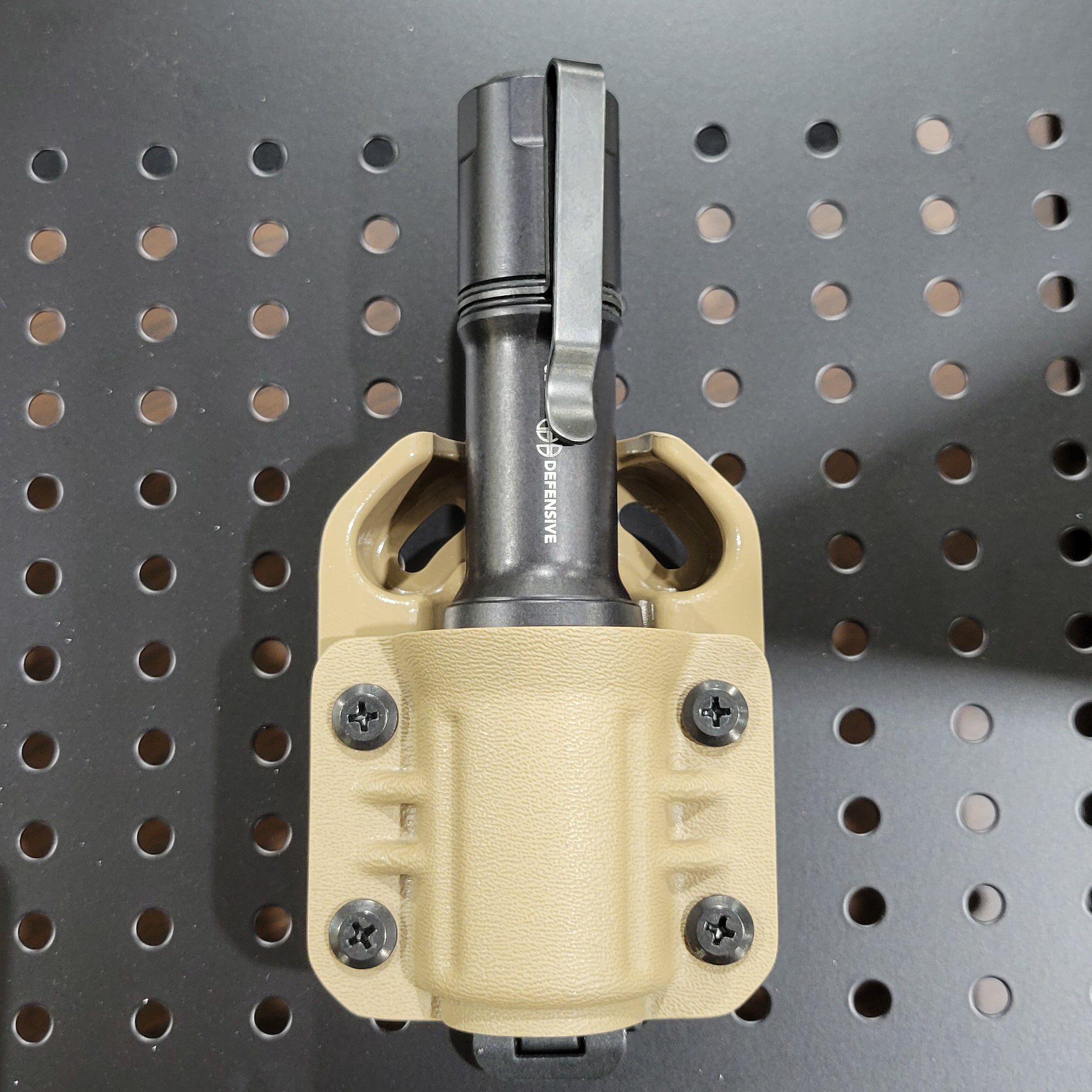 Cloud Defensive MCH Duty Flashlight Carrier