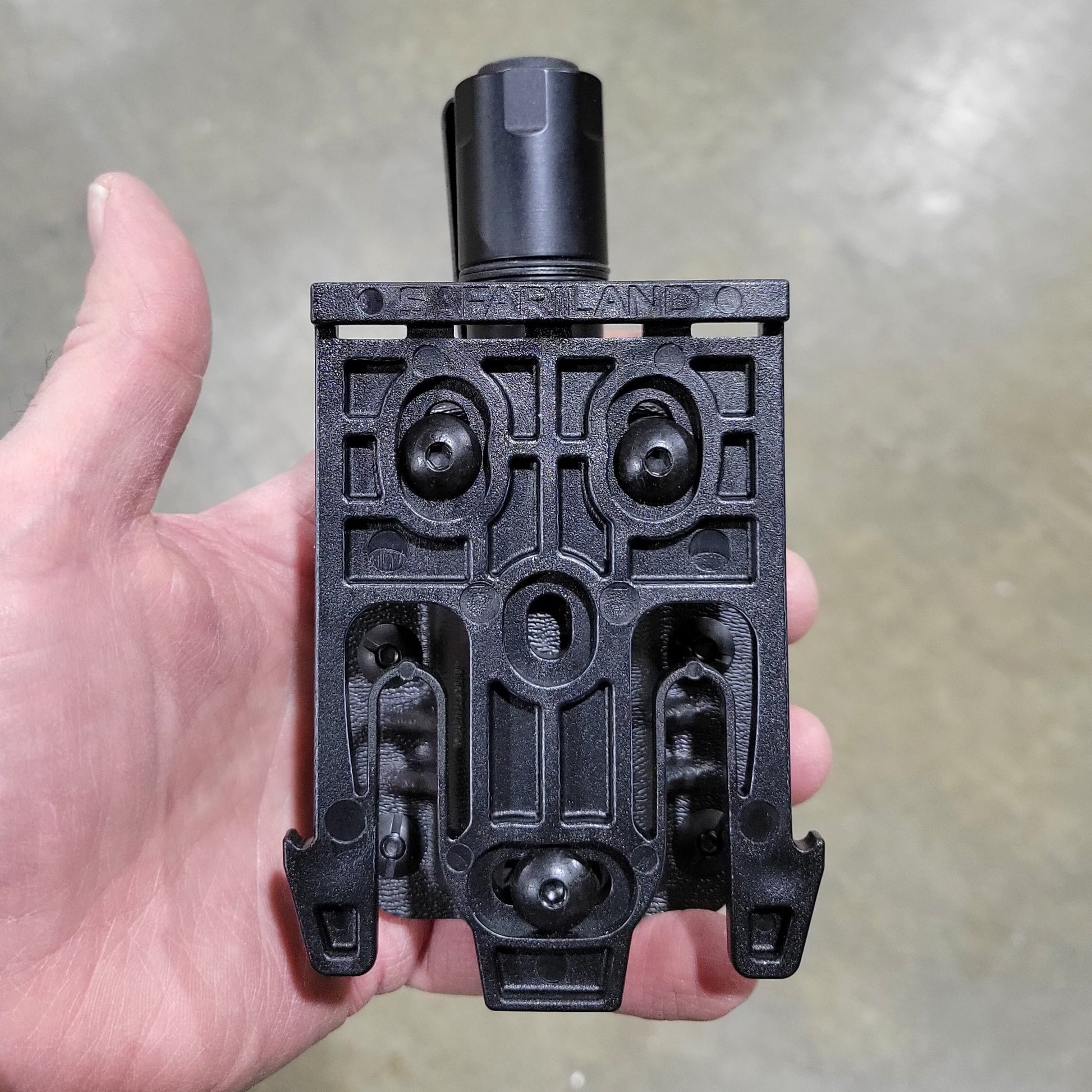 Cloud Defensive MCH Duty Flashlight Carrier