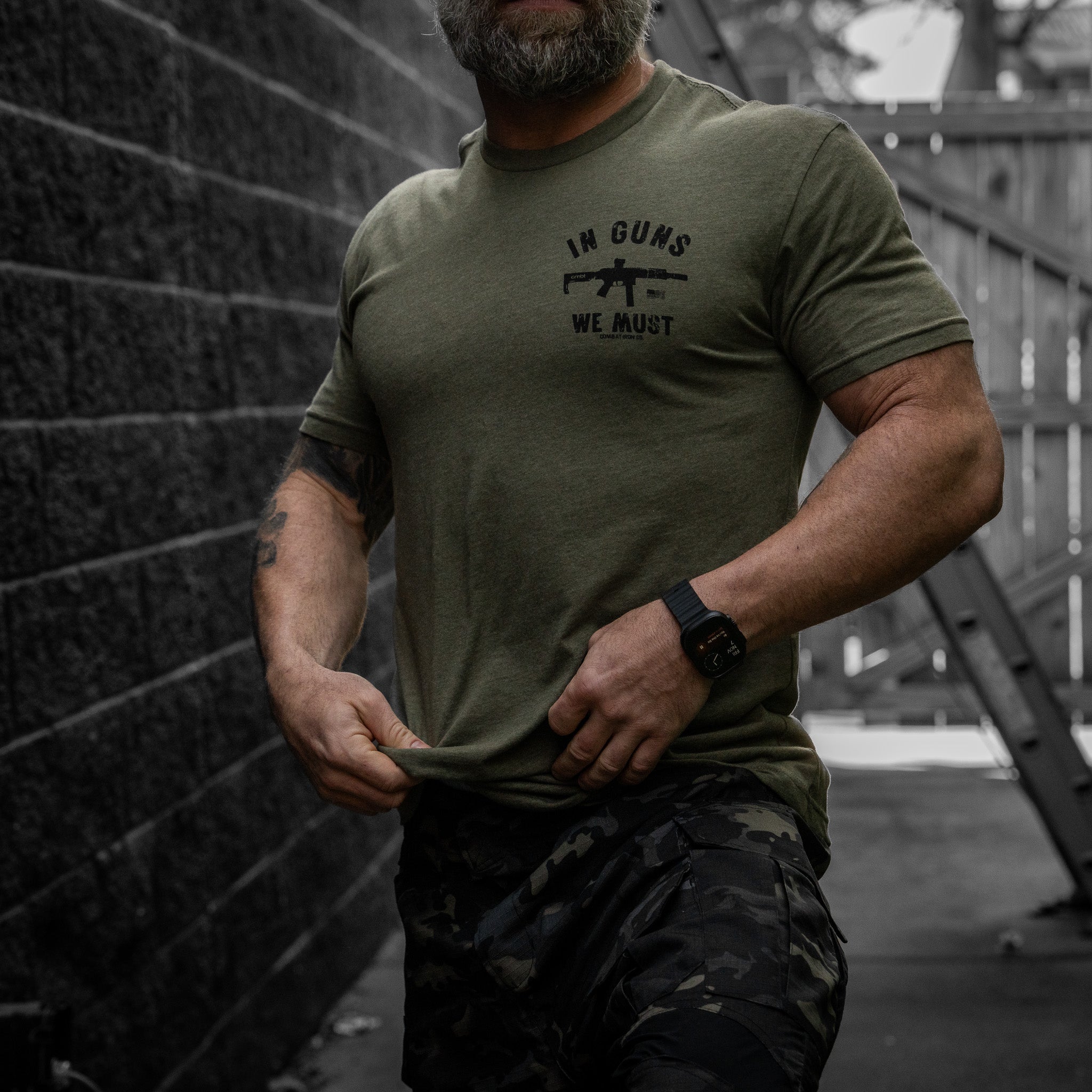 In Guns We Must Men's T-Shirt