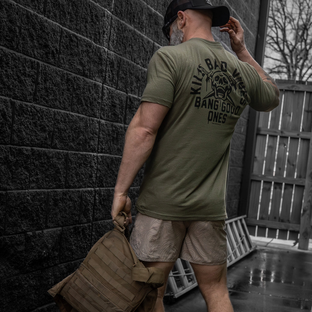Kill Bad Vibes. Bang Good Ones Skull Men's T-Shirt