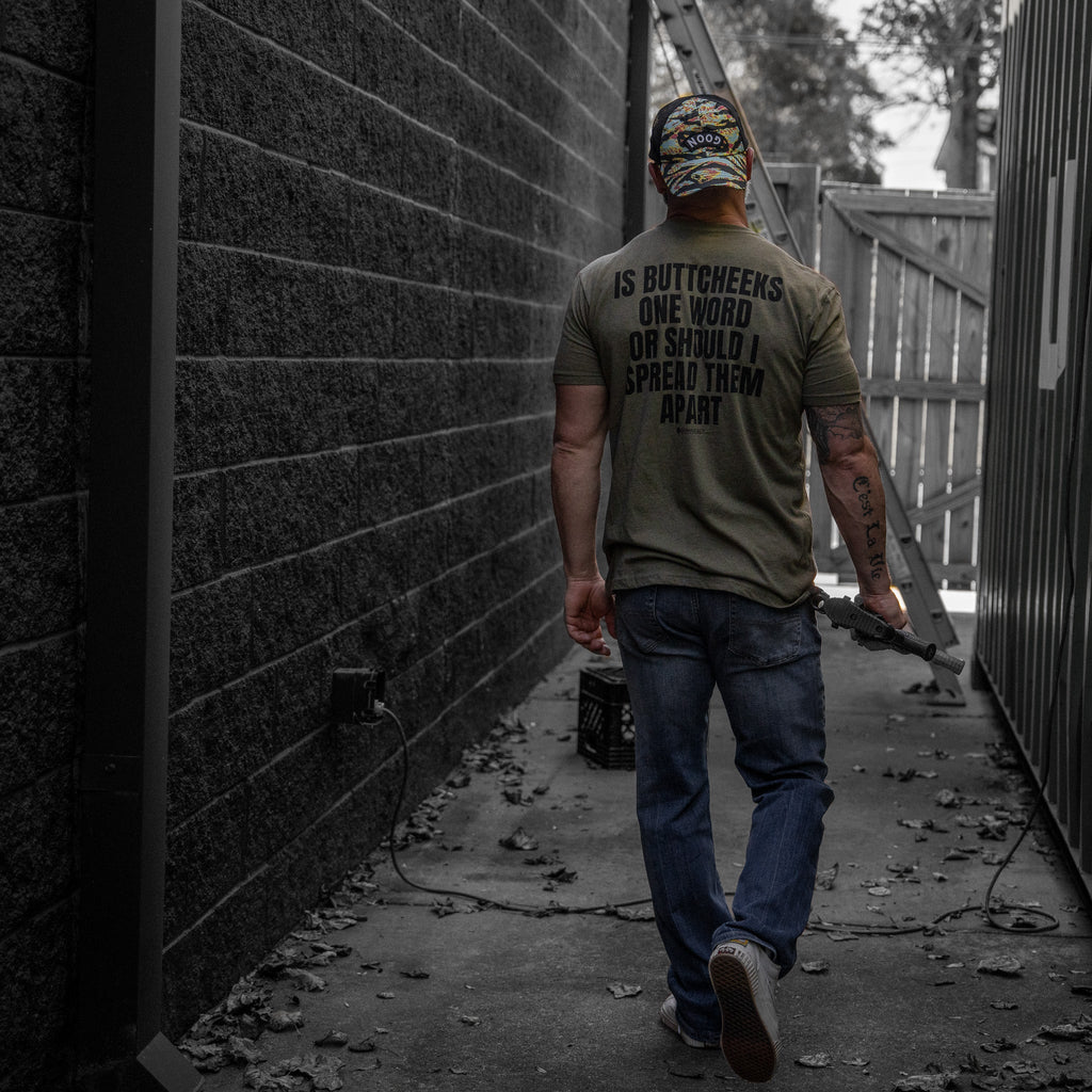 Is Buttcheeks One Word Or Should I Spread Them Apart Men's T-Shirt