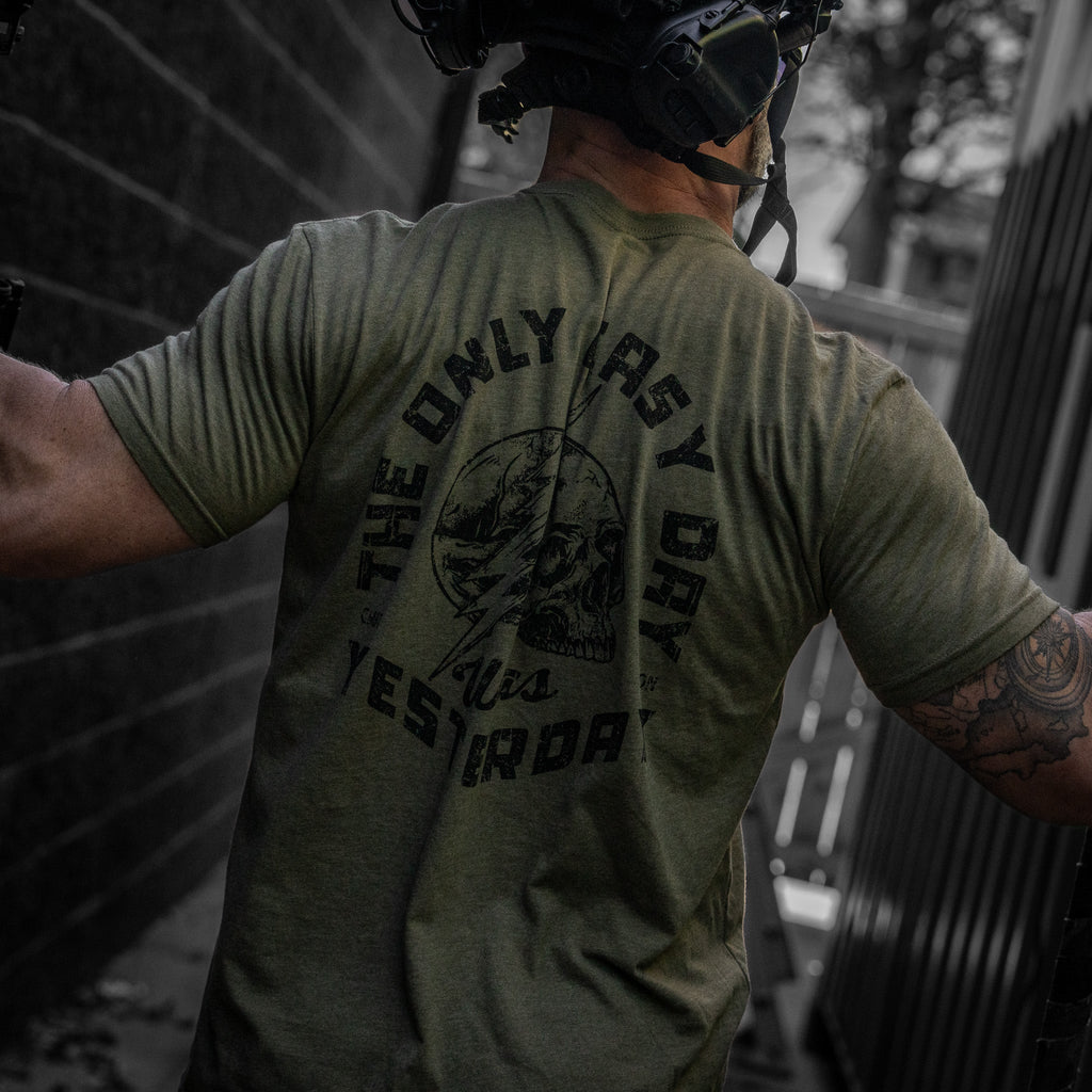 Only Easy Day Was Yesterday Skull Men's T-Shirt