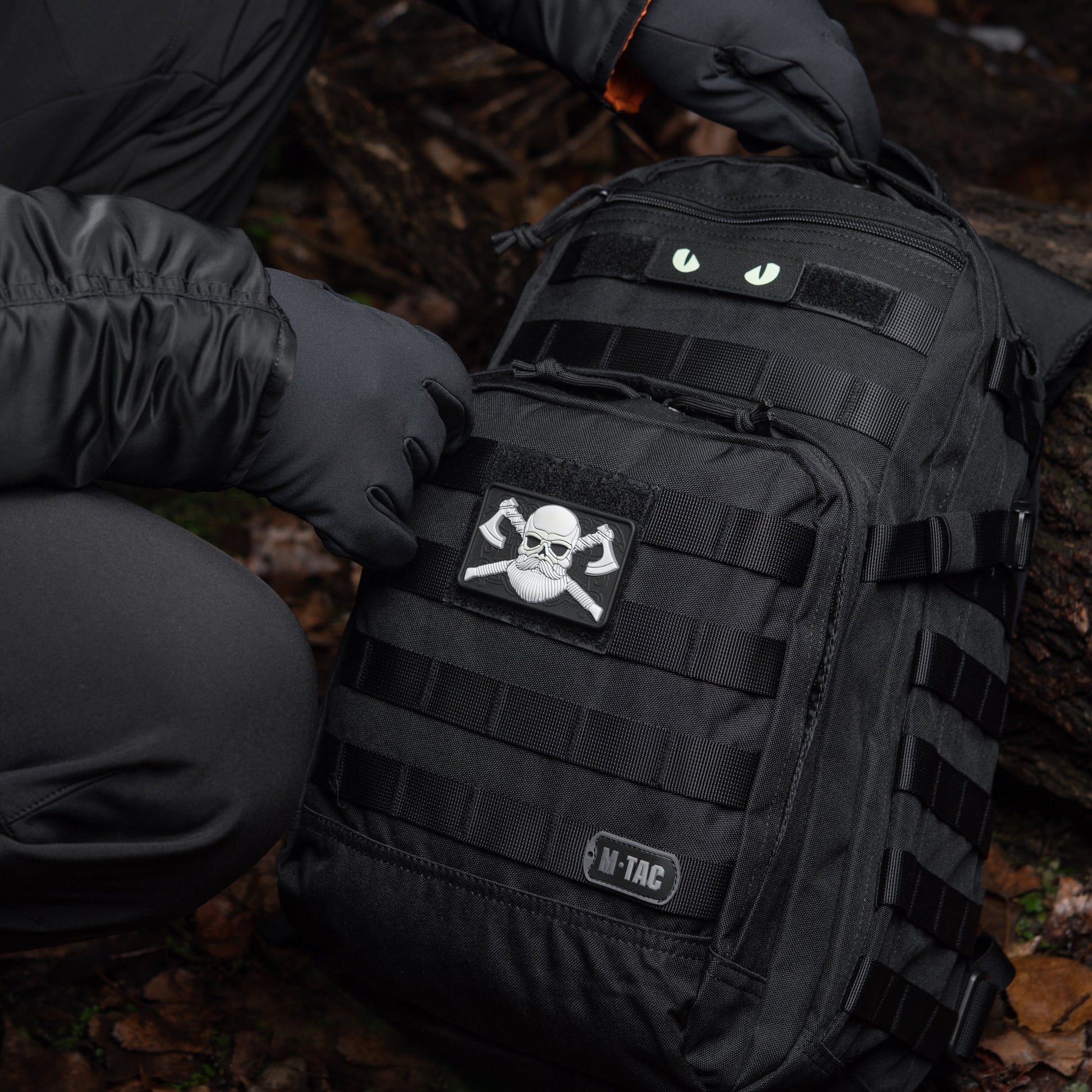 M-Tac Bearded Skull with Axes 3D PVC