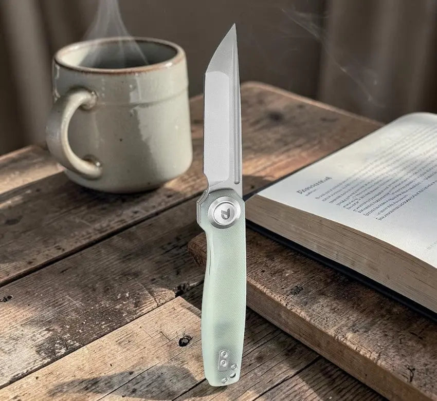 Dreamtech Jade Button Lock D2 Tanto Folding Knife