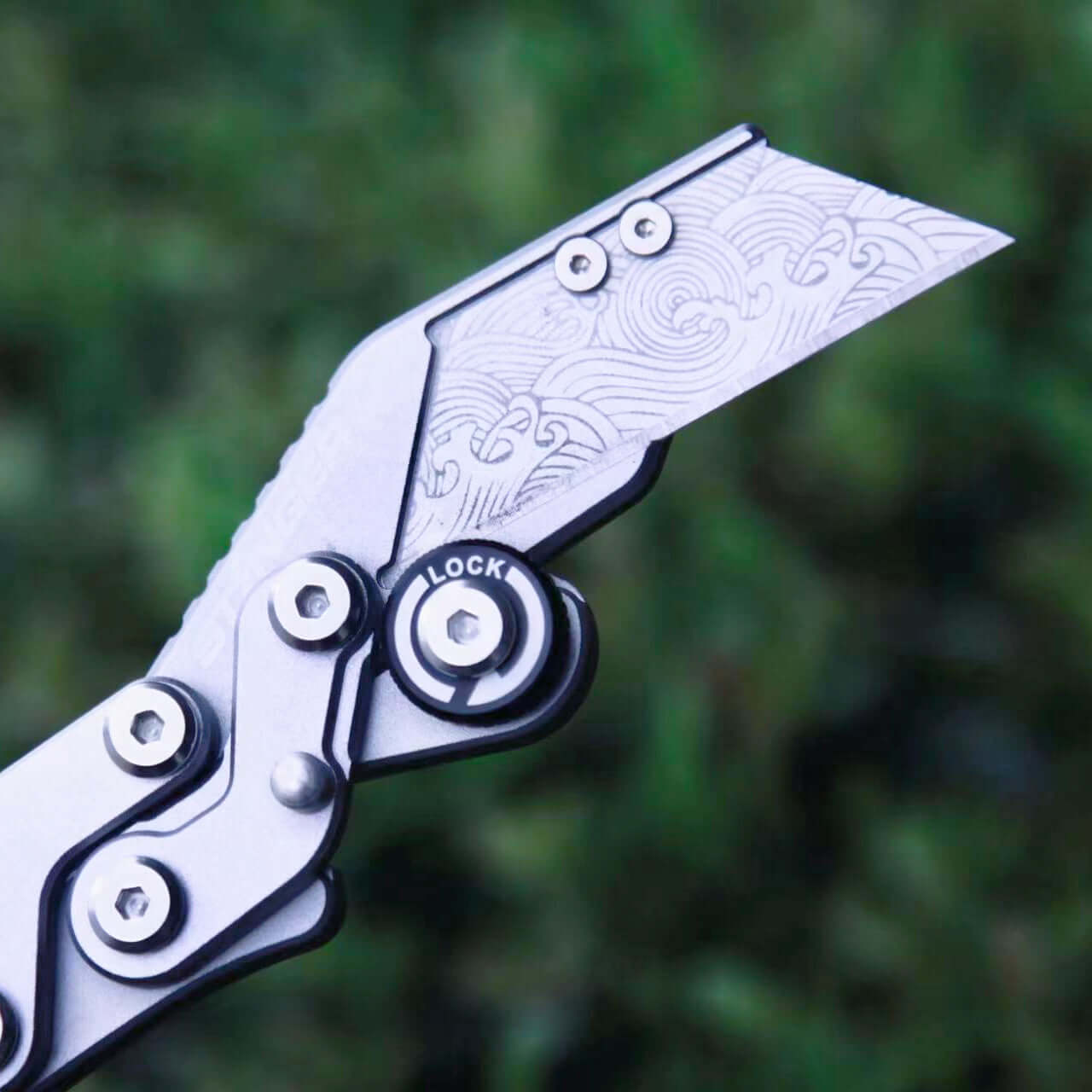Stinger Godzilla Blade, Folding Pocket Knife, Utility Knife - Space Grey
