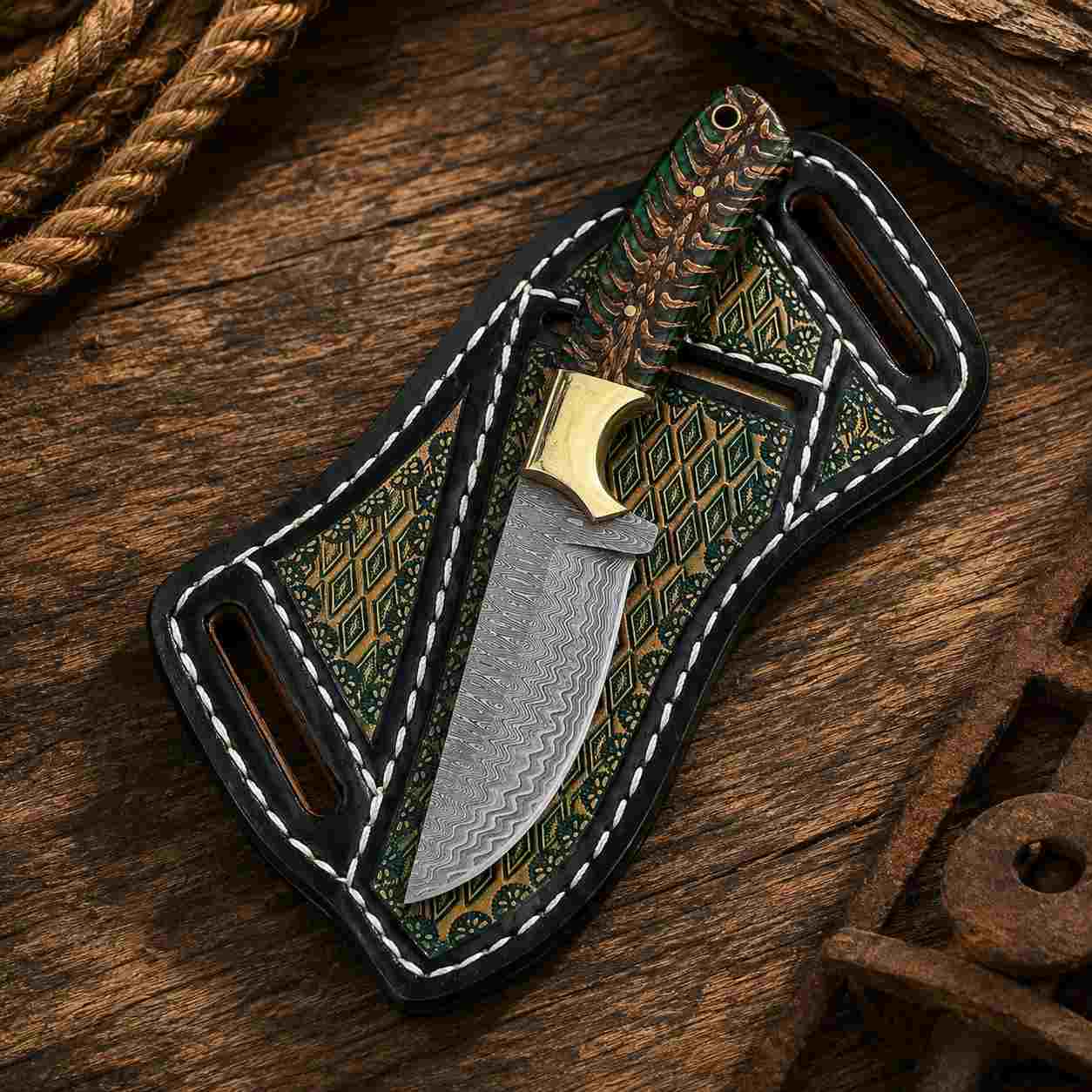 Green Pine Cone Damascus Steel Buckaroo Knife