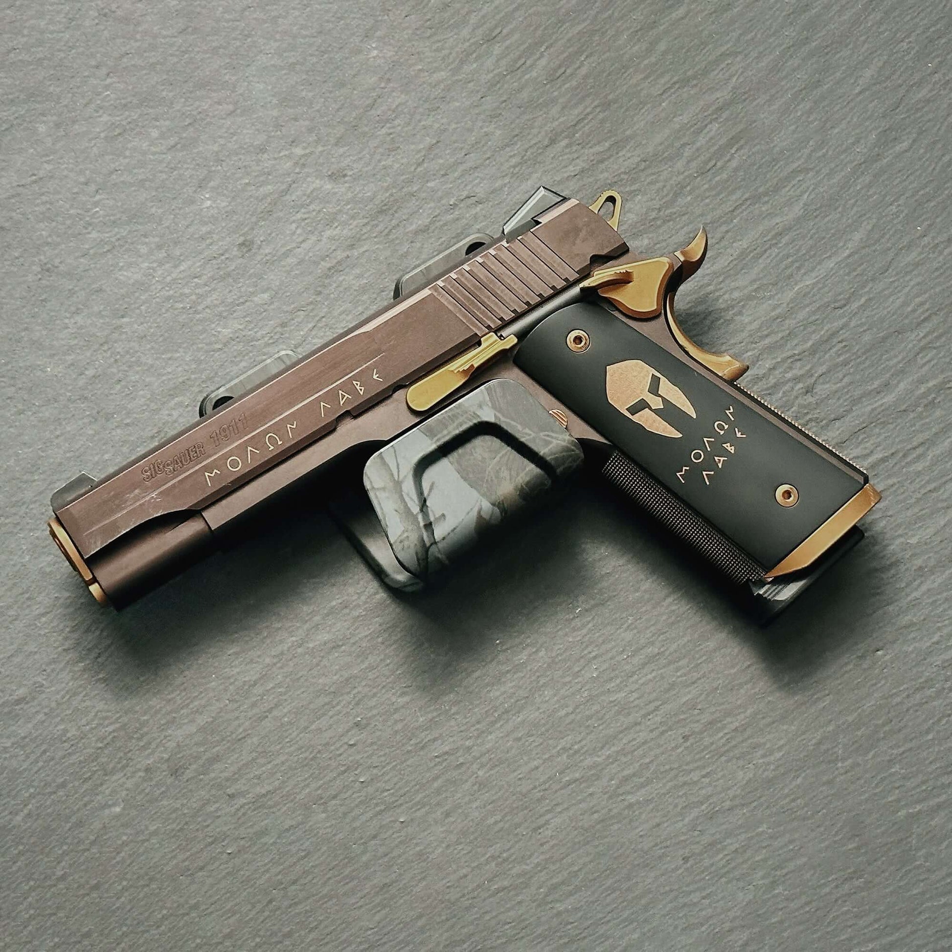 Stinger Magnetic Gun Mount (M1) w/ Safety Trigger Guard Protection (Camouflage, 2-Pack)