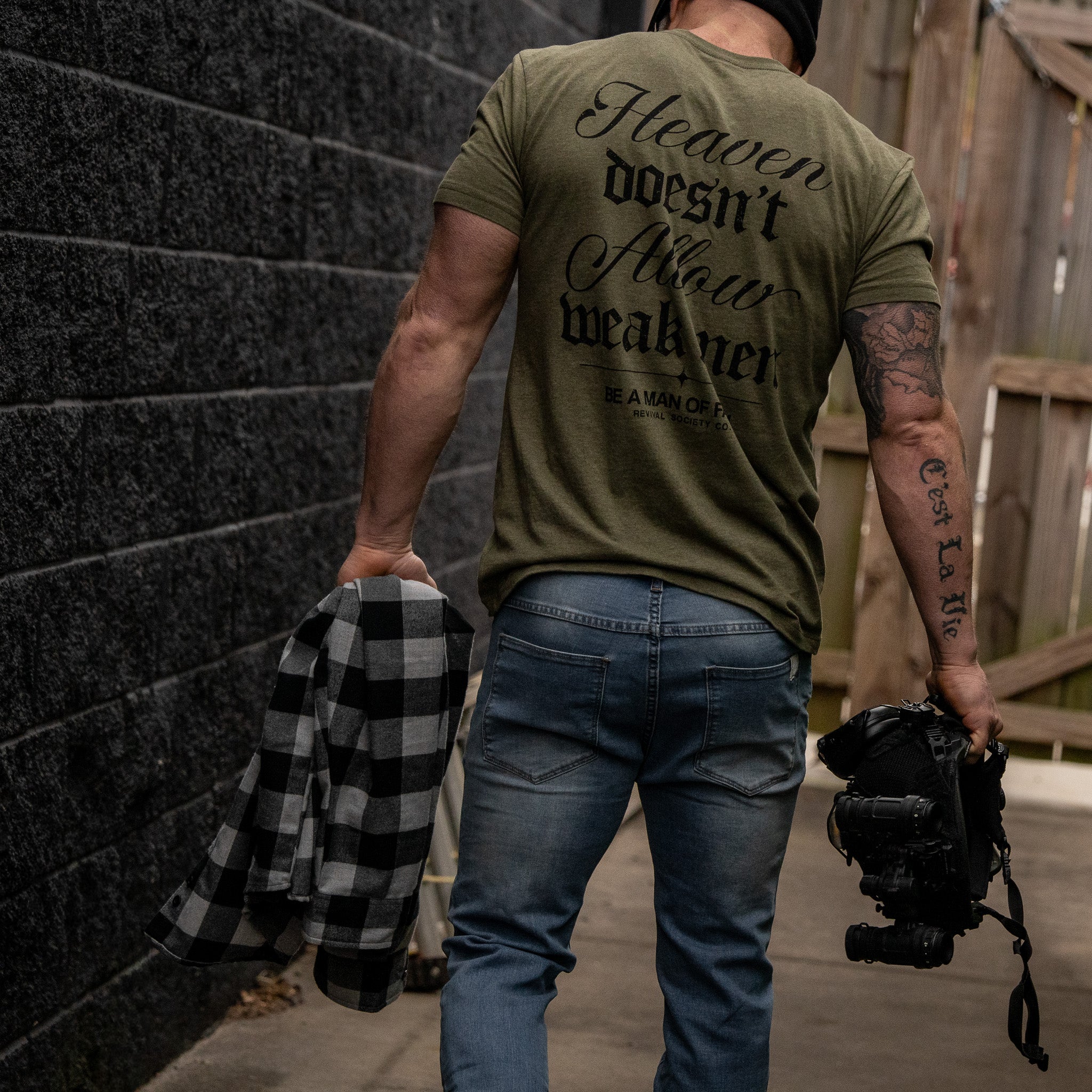 Heaven Doesn't Allow Weak Men Men's T-Shirt