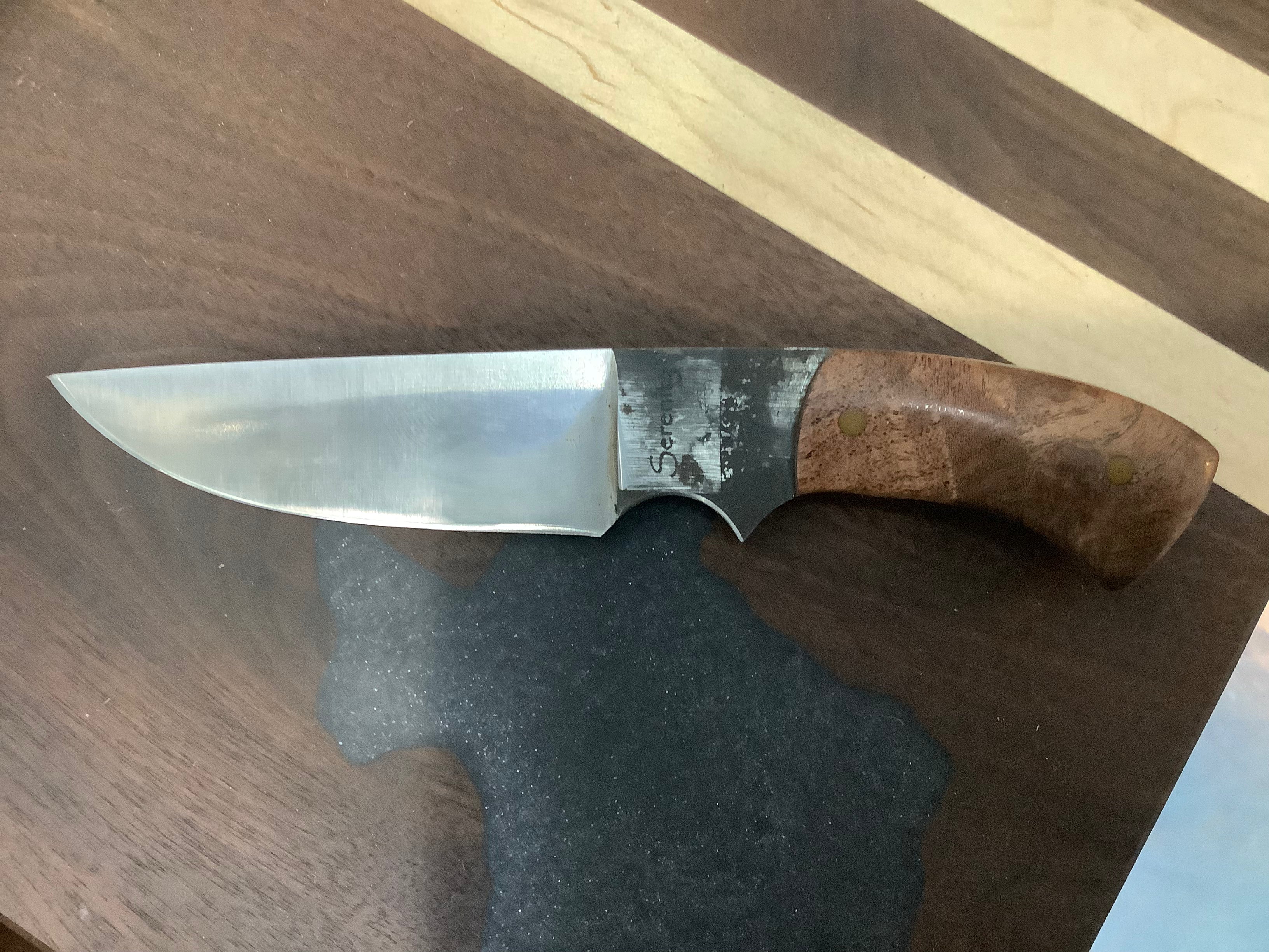 Stubby neck knife