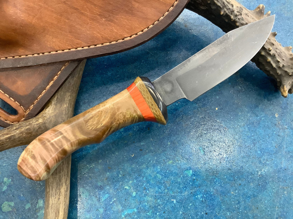 Trailing Point Hunter CPM MagnaCut Highly Chantoyant Mango Handle