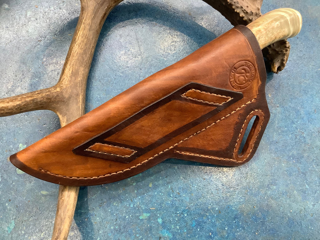 Trailing Point Hunter CPM MagnaCut Highly Chantoyant Mango Handle
