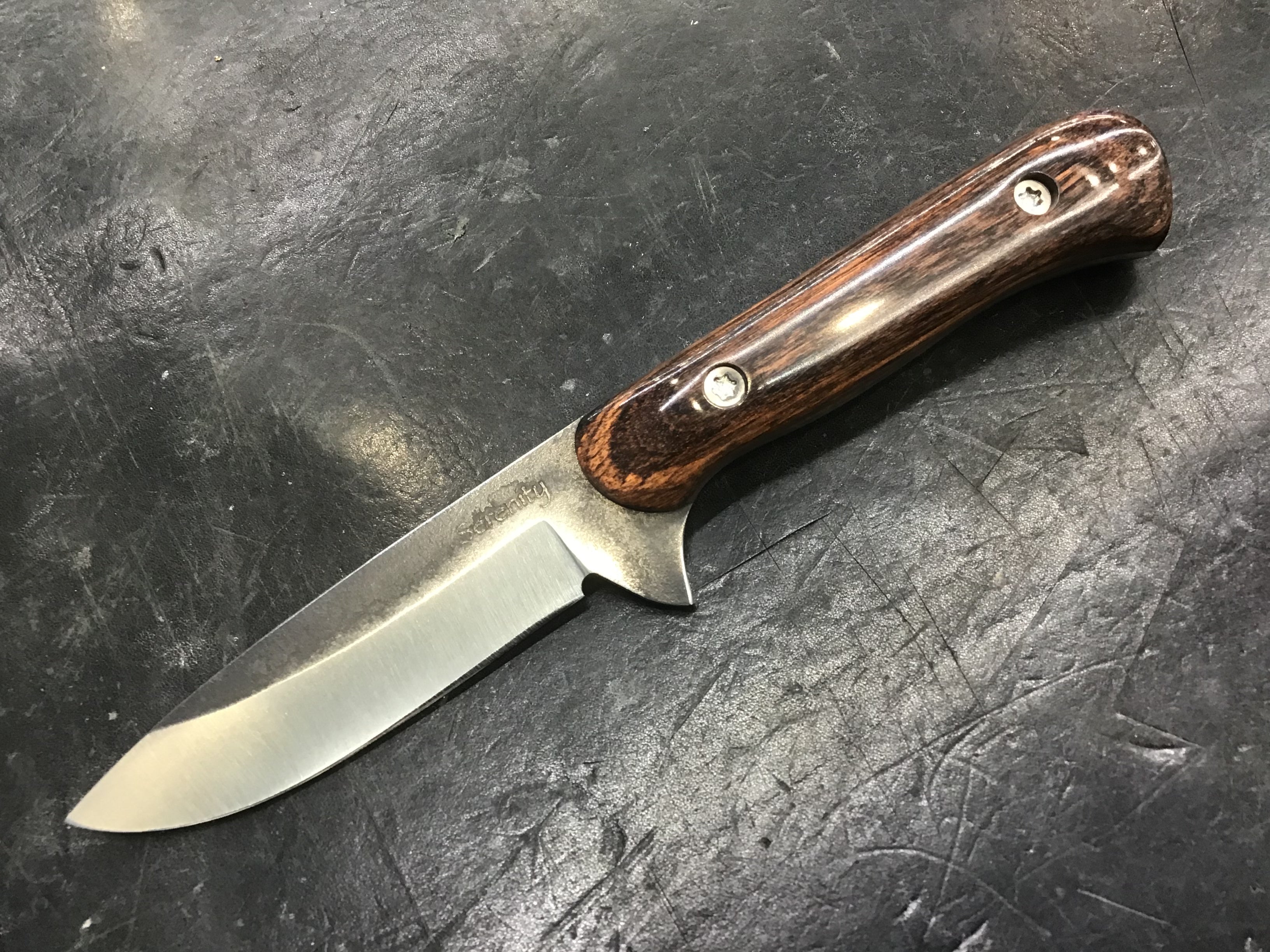 American Heritage Utility Knife - CPM154 with Walnut Laminate Wood Handle