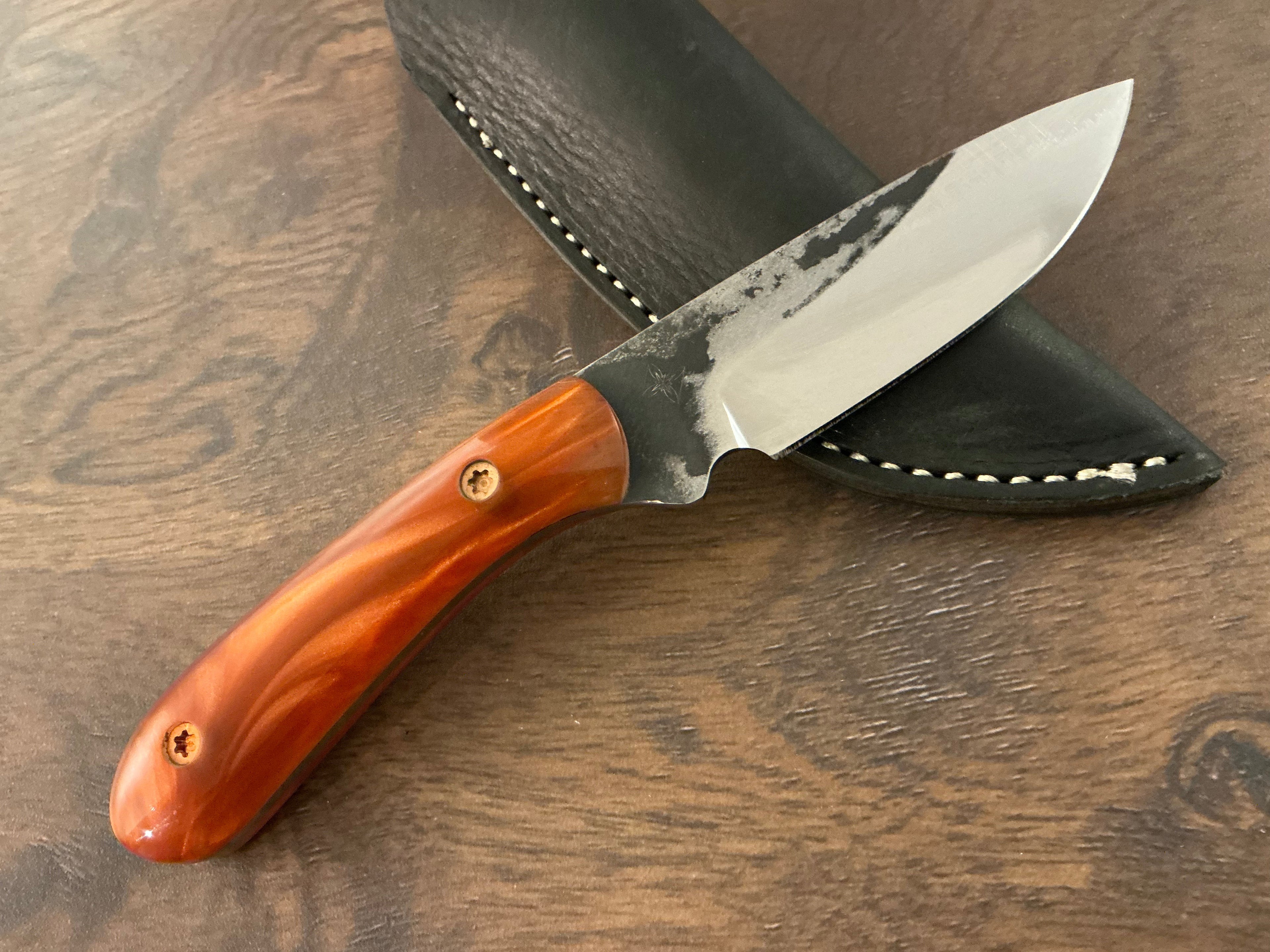 713 Utility Knife - CPM154 with Copper Resin Handle