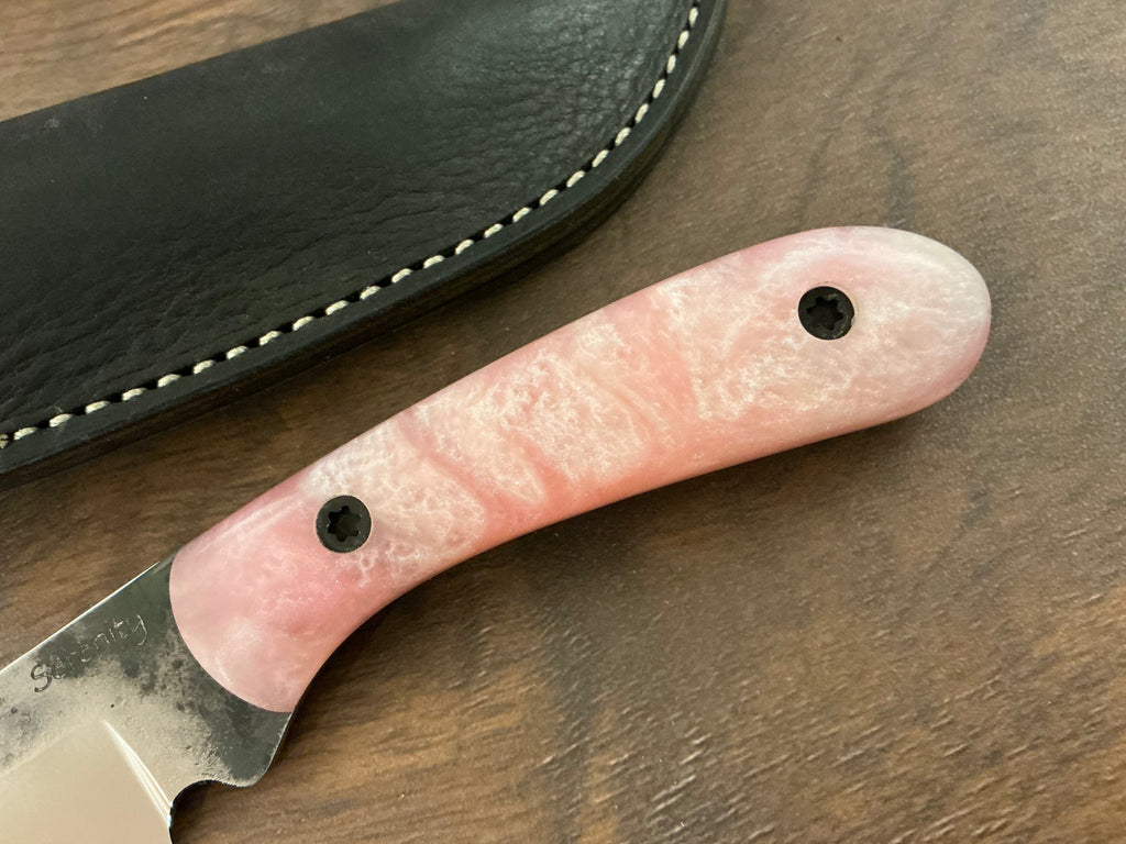 713 Utility Knife - CPM154 with Pink & White Resin Handle