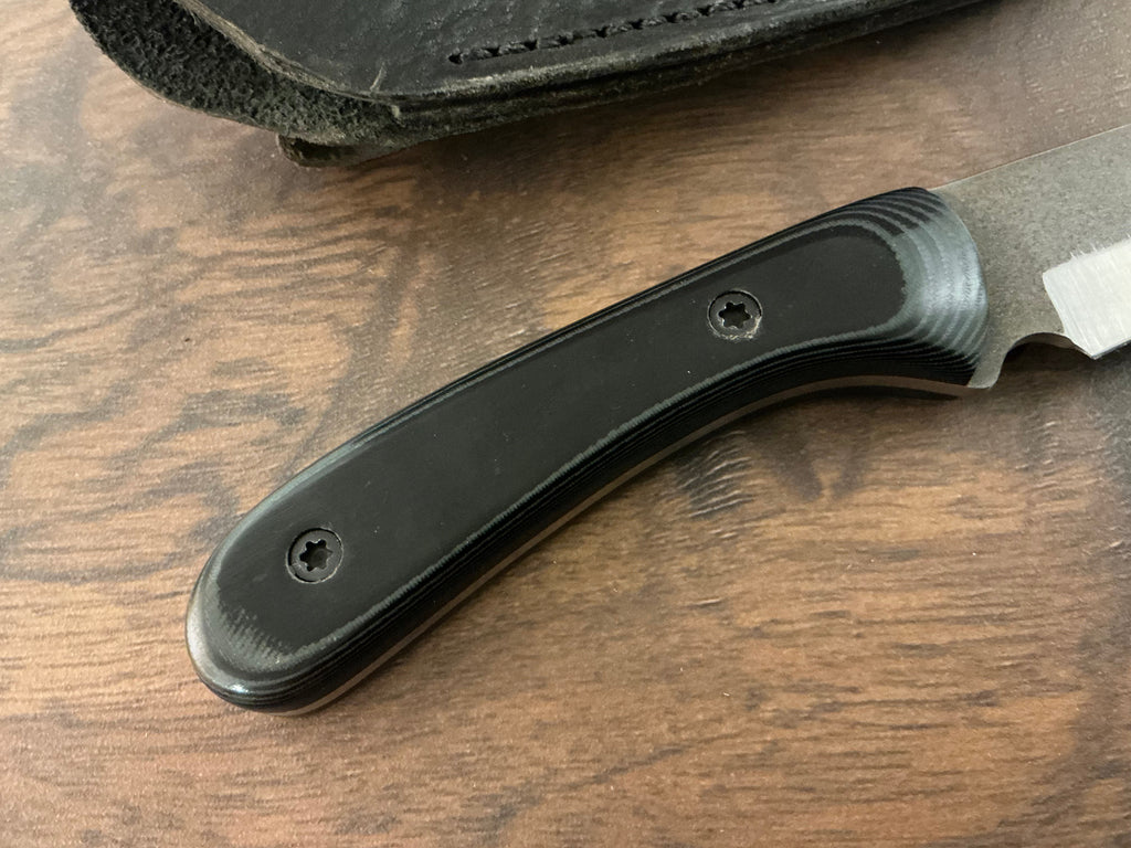 713 Utility Knife in CPM MagnaCut with Black/Grey G-10 Handle