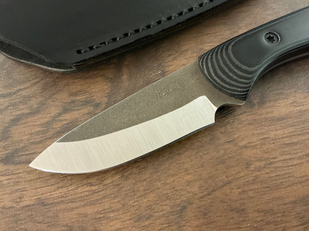 713 Utility Knife in CPM MagnaCut with Black/Grey G-10 Handle