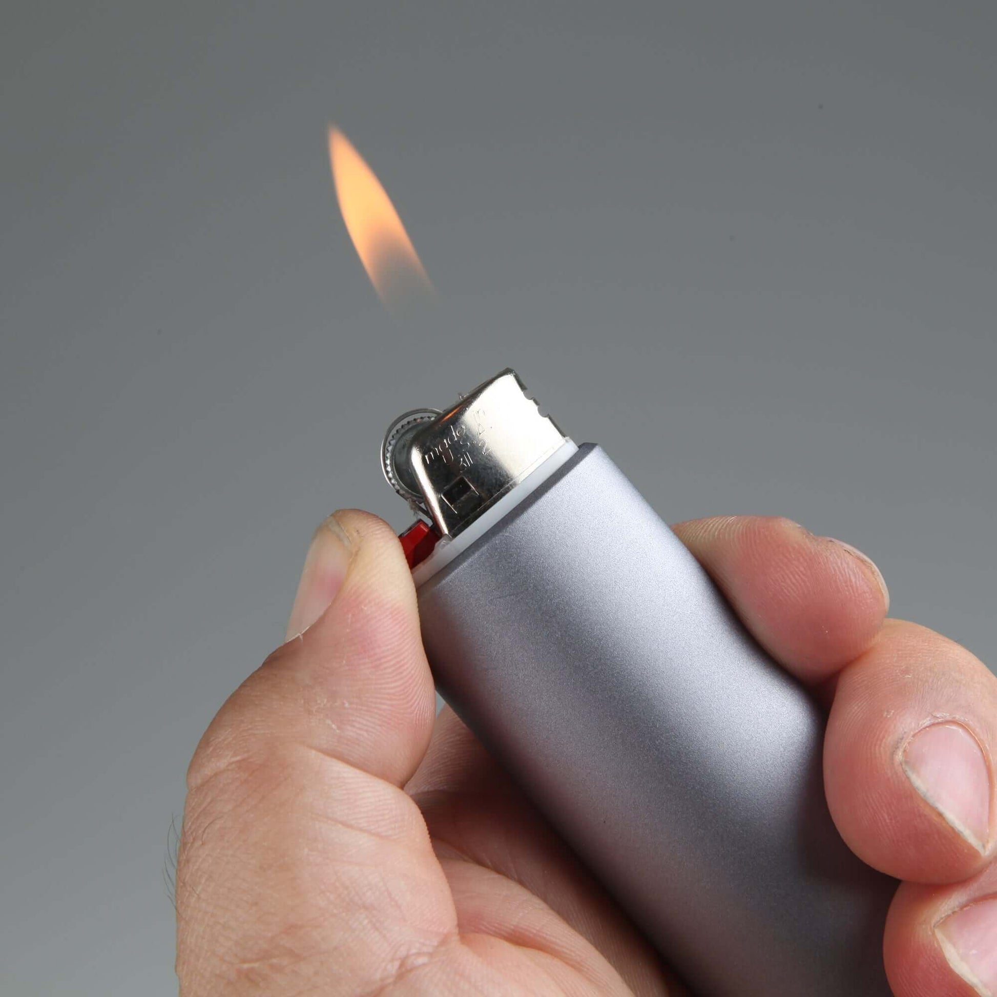Stinger BIC Lighter Case w/ Car Emergency Window Breaker, Fidget Spinner End Cap, for BIC Full Size Lighter Type J6