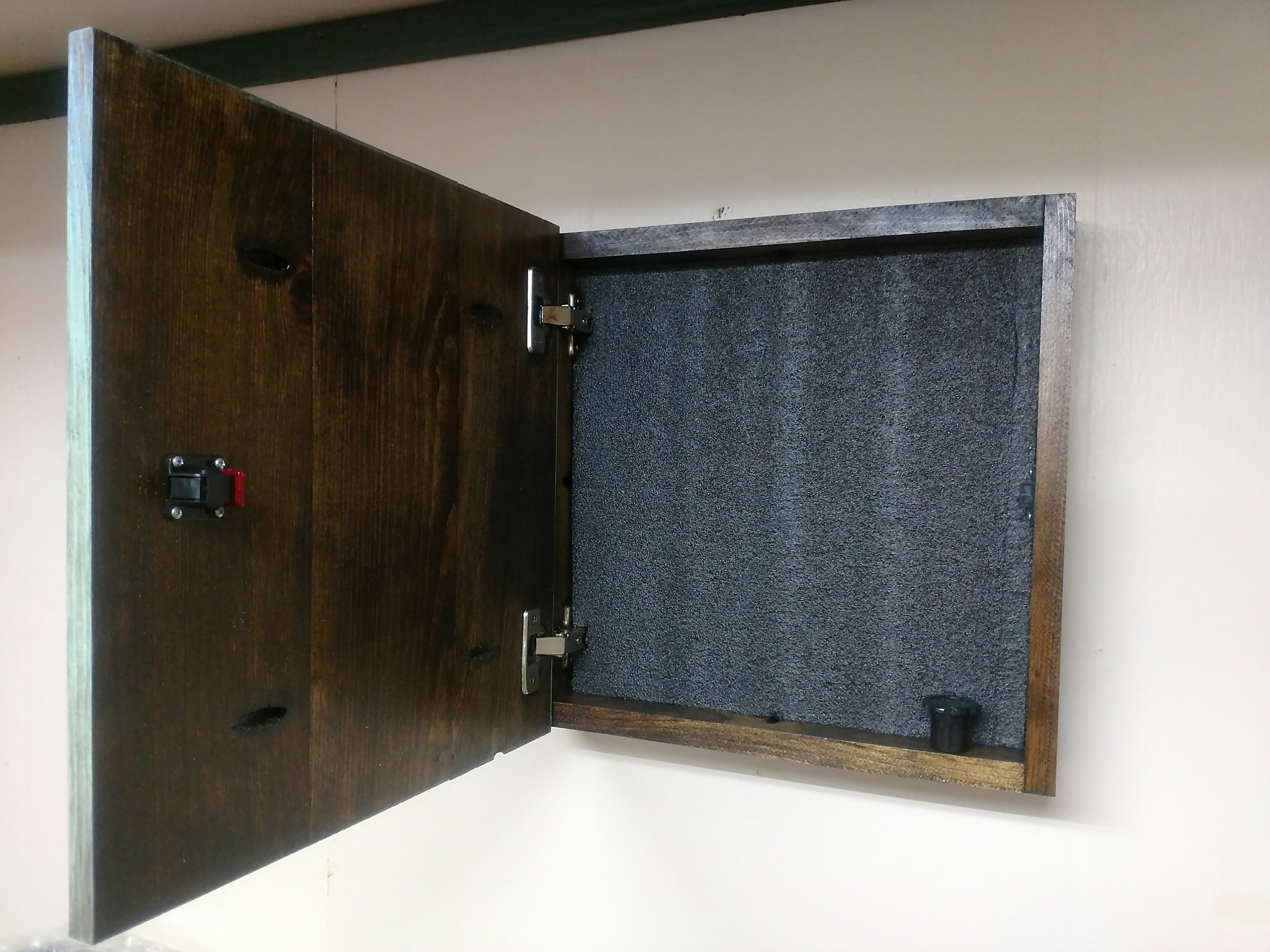 "Welcome Friends" Gun Concealment Wall Art Box