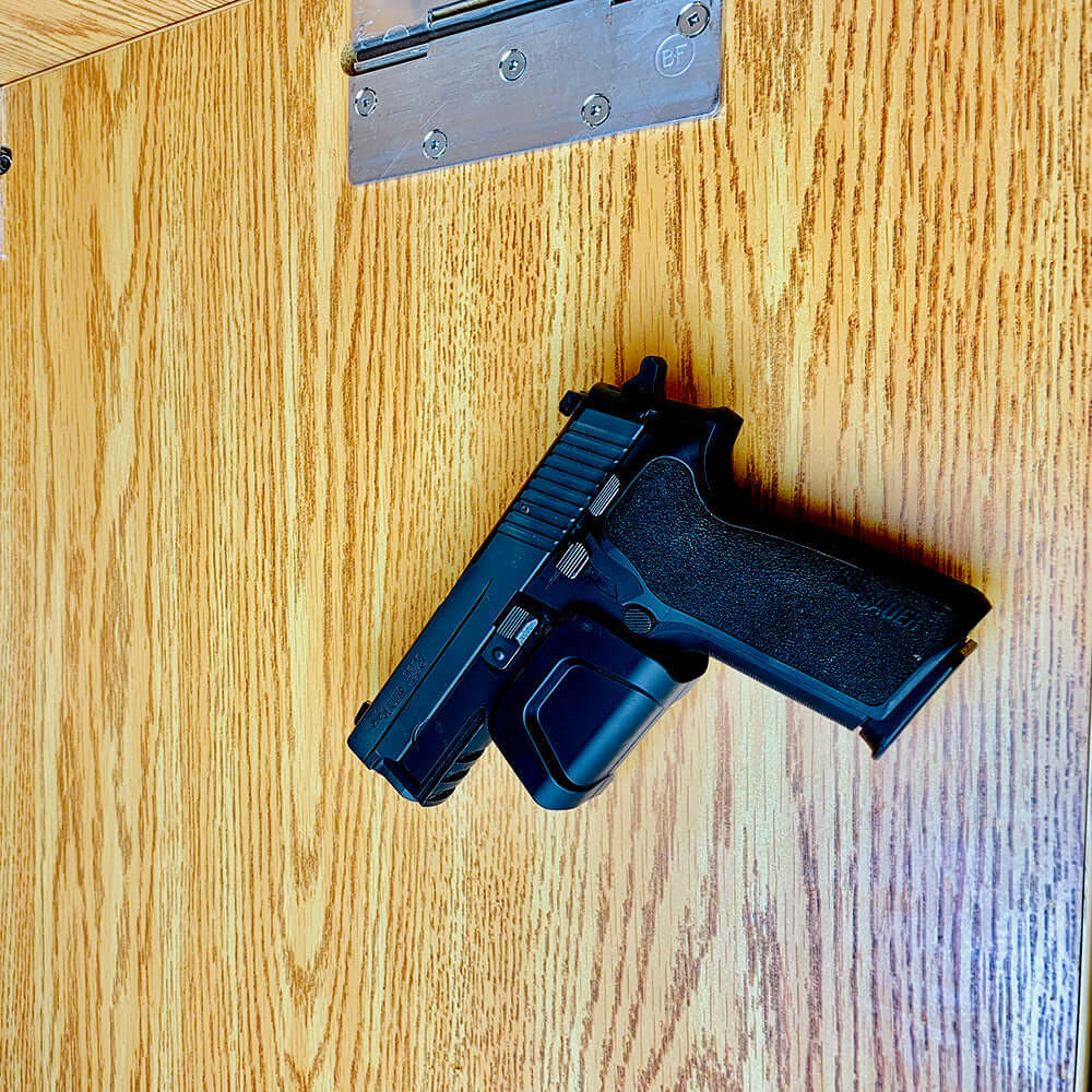 Stinger Magnetic Gun Mount (M1) w/ Safety Trigger Guard Protection (Camouflage, 2-Pack)