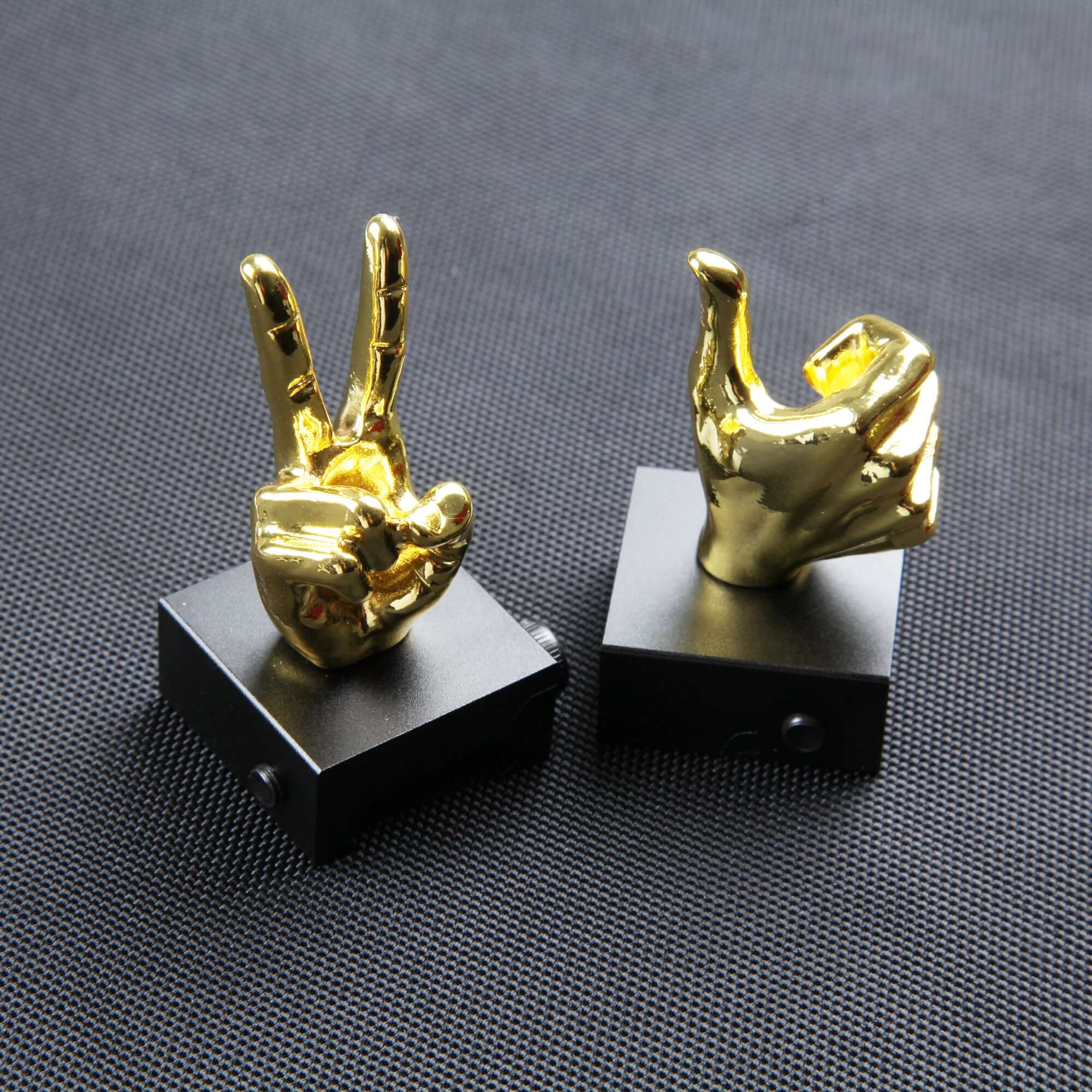 Golden Color Novelty Finger Iron Sight Set - Straight (V Hand & Thumbs Up)