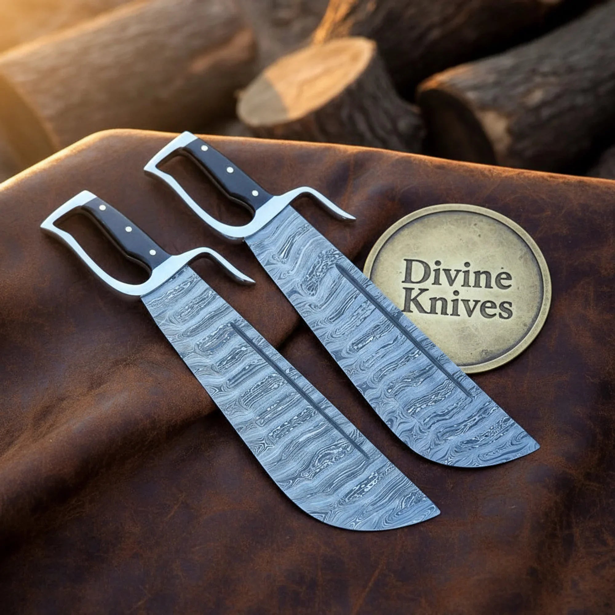 Damascus Bowie Knife with Sawback Spine & Stag Handle – Handcrafted Outdoor Knife with Sheath