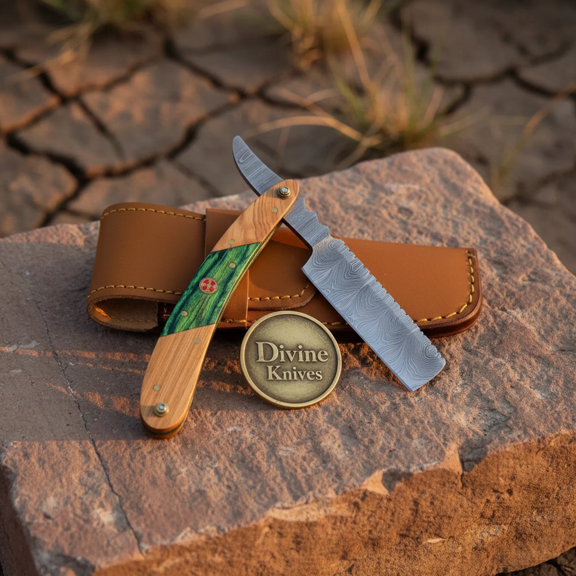 Green Pakkawood Damascus Straight Razor with Mosaic Pin – Handcrafted 4-Inch Cut-Throat Razor
