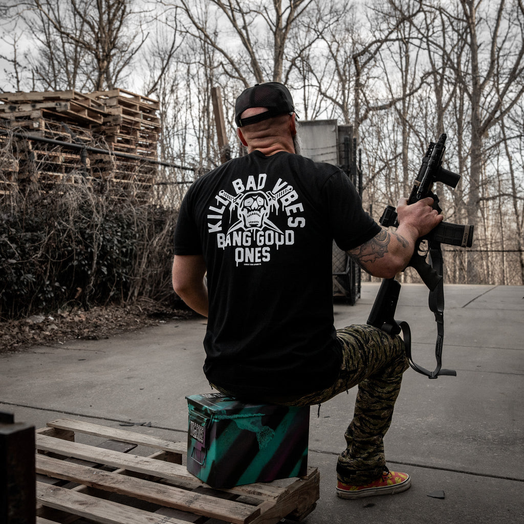 Kill Bad Vibes. Bang Good Ones Skull Men's T-Shirt