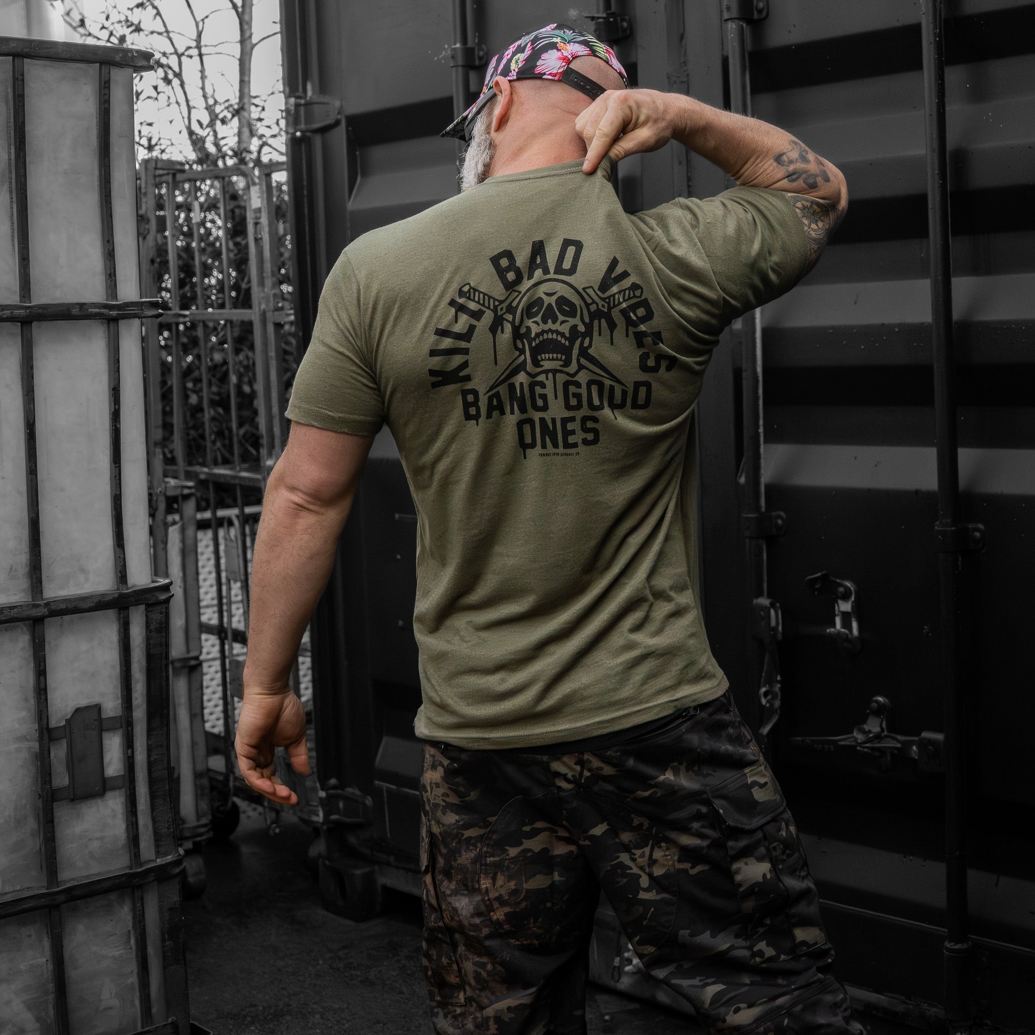 Kill Bad Vibes. Bang Good Ones Skull Men's T-Shirt