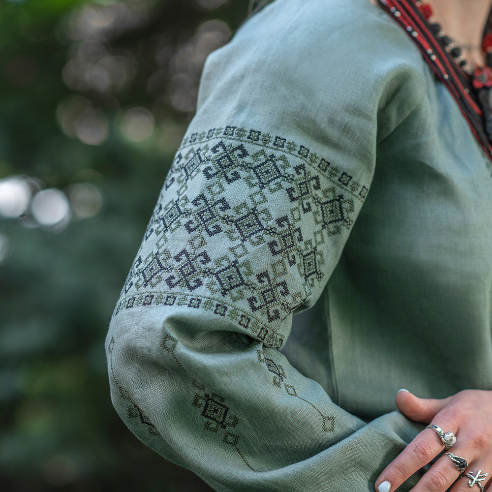 M-Tac-Women’s-Embroidered-Shirt