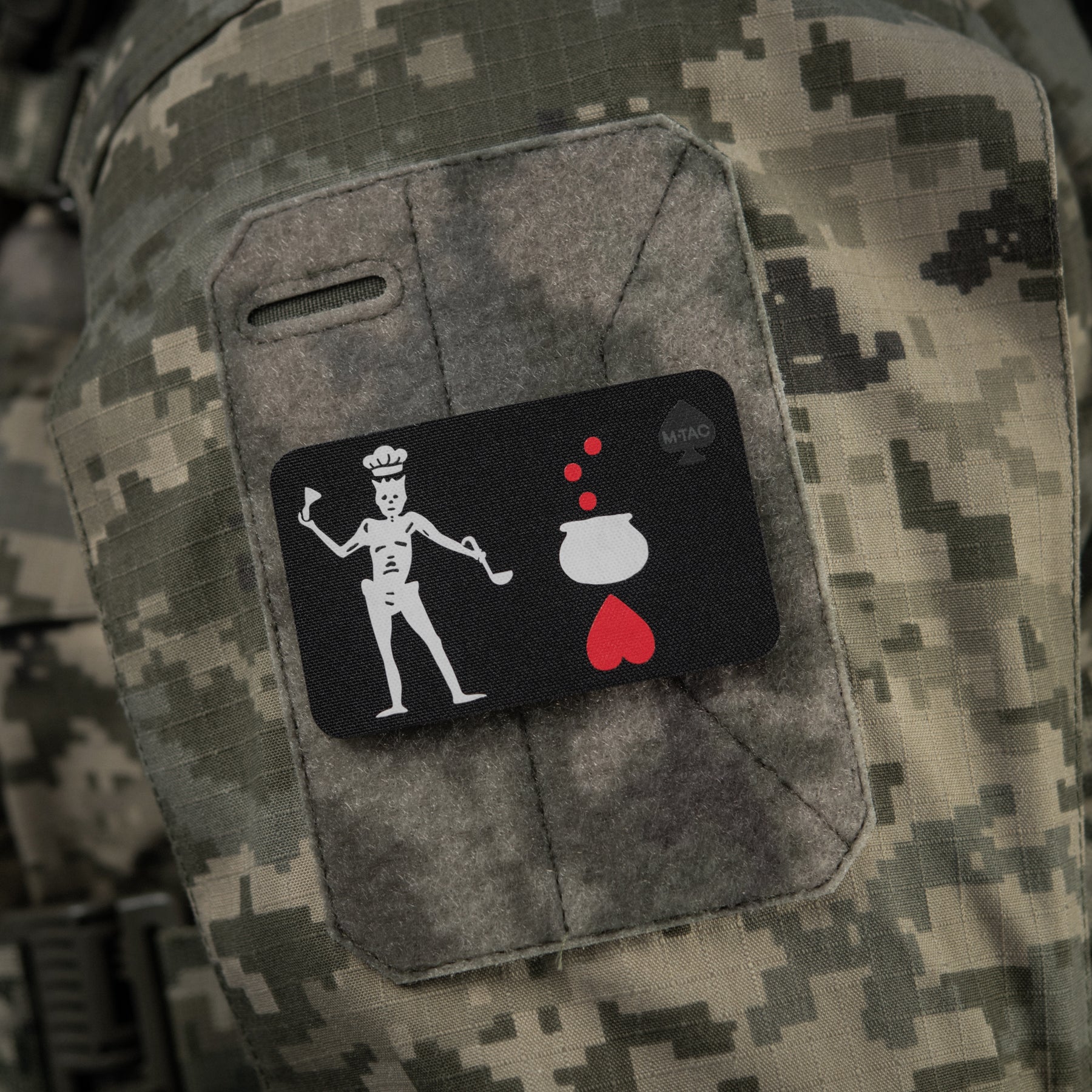 M-Tac Patch Flag Black Beard