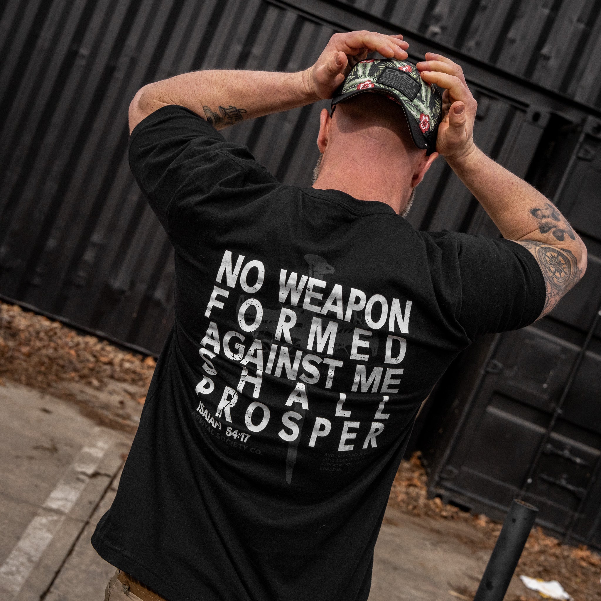 Isiah 54:17 Men's T-Shirt