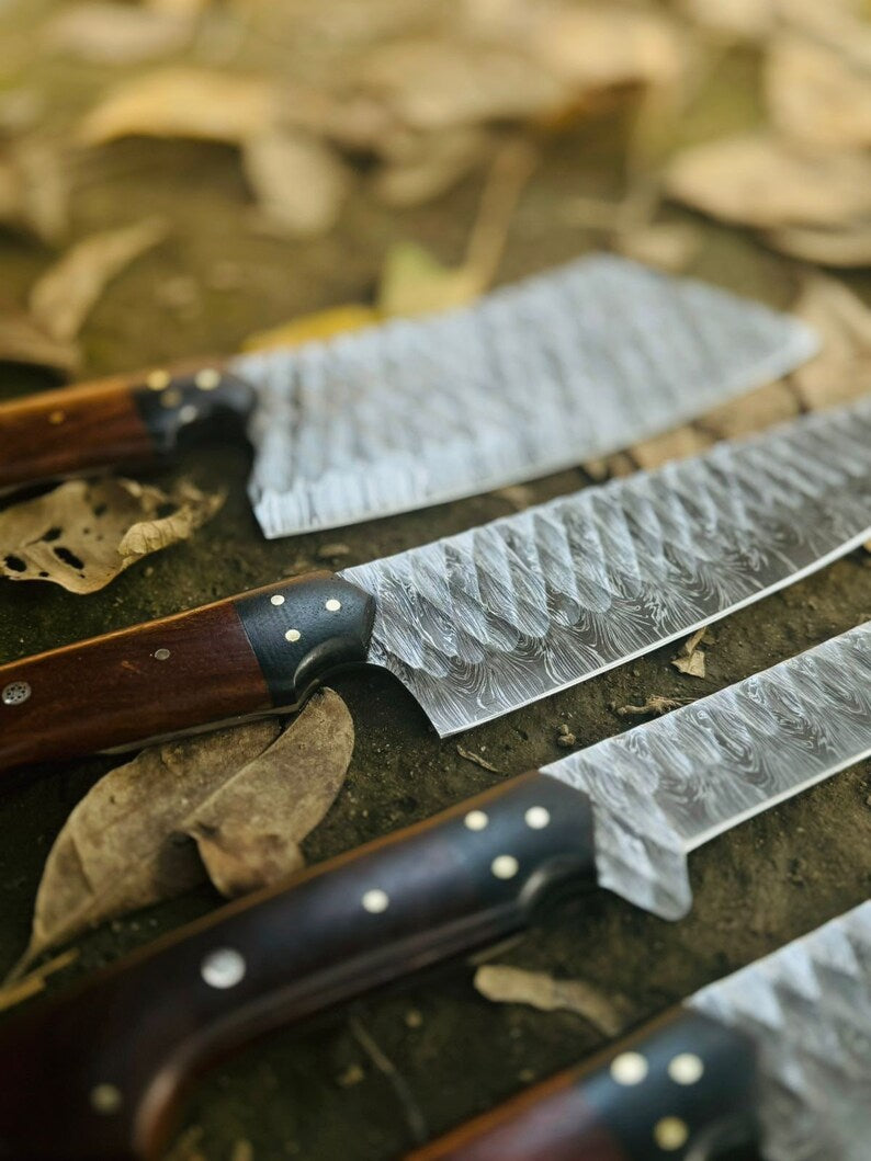 Premium Damascus Steel Knife Sets - Hand Forged, Rosewood & Buffalo Horn Handles