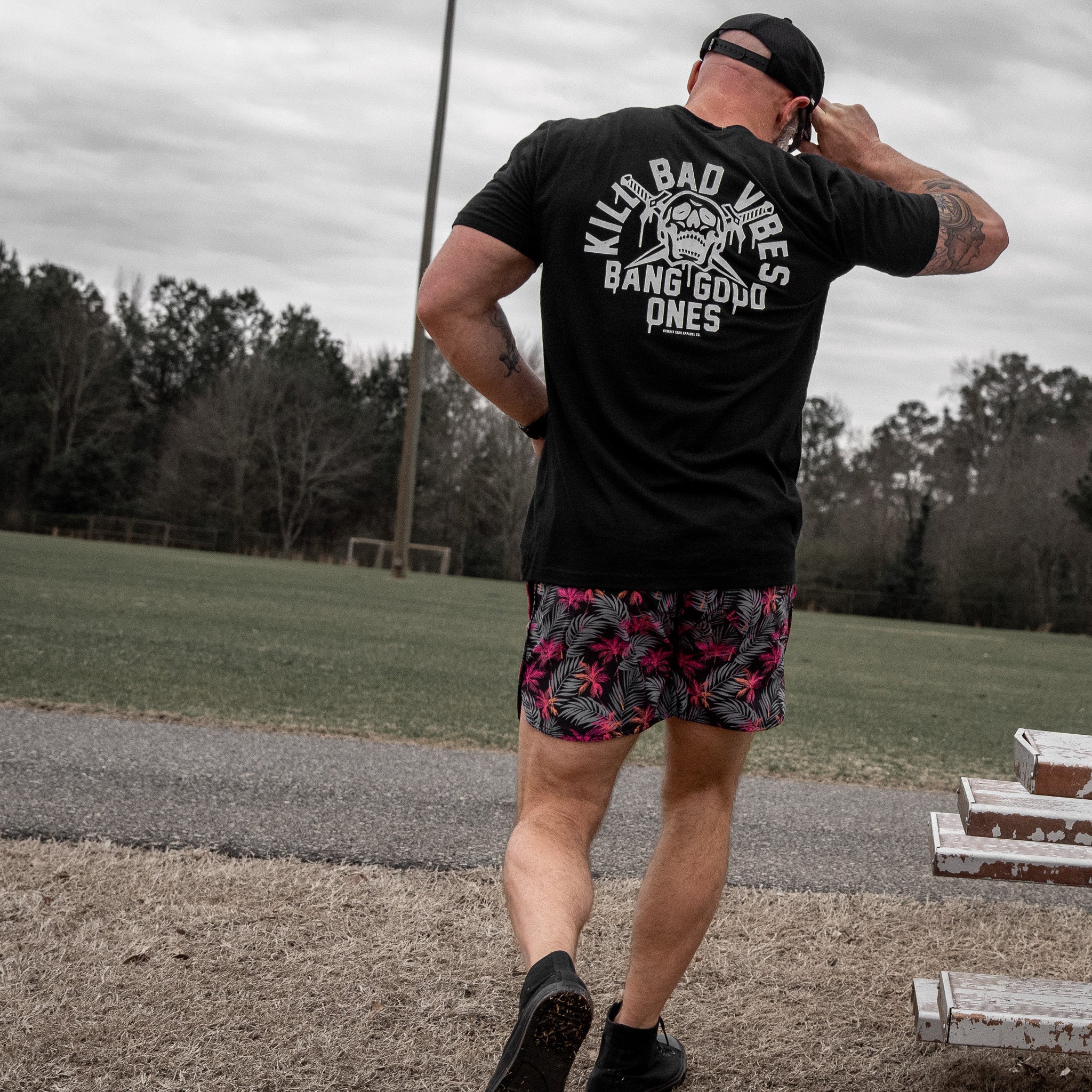 Kill Bad Vibes. Bang Good Ones Skull Men's T-Shirt