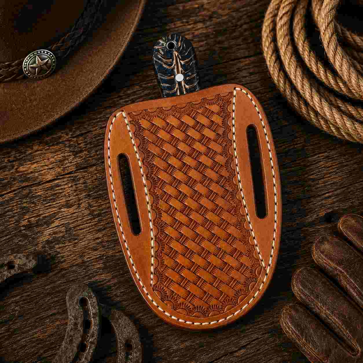 Rasp Steel Bullcutter Knife with Black Pine Cone Handle