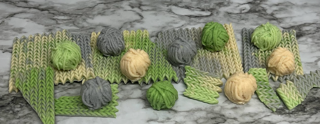 YARN ADDICT wax melts | Clean Cotton Scent | Balls of Yarn | Knit Crochet  | 5.25 oz