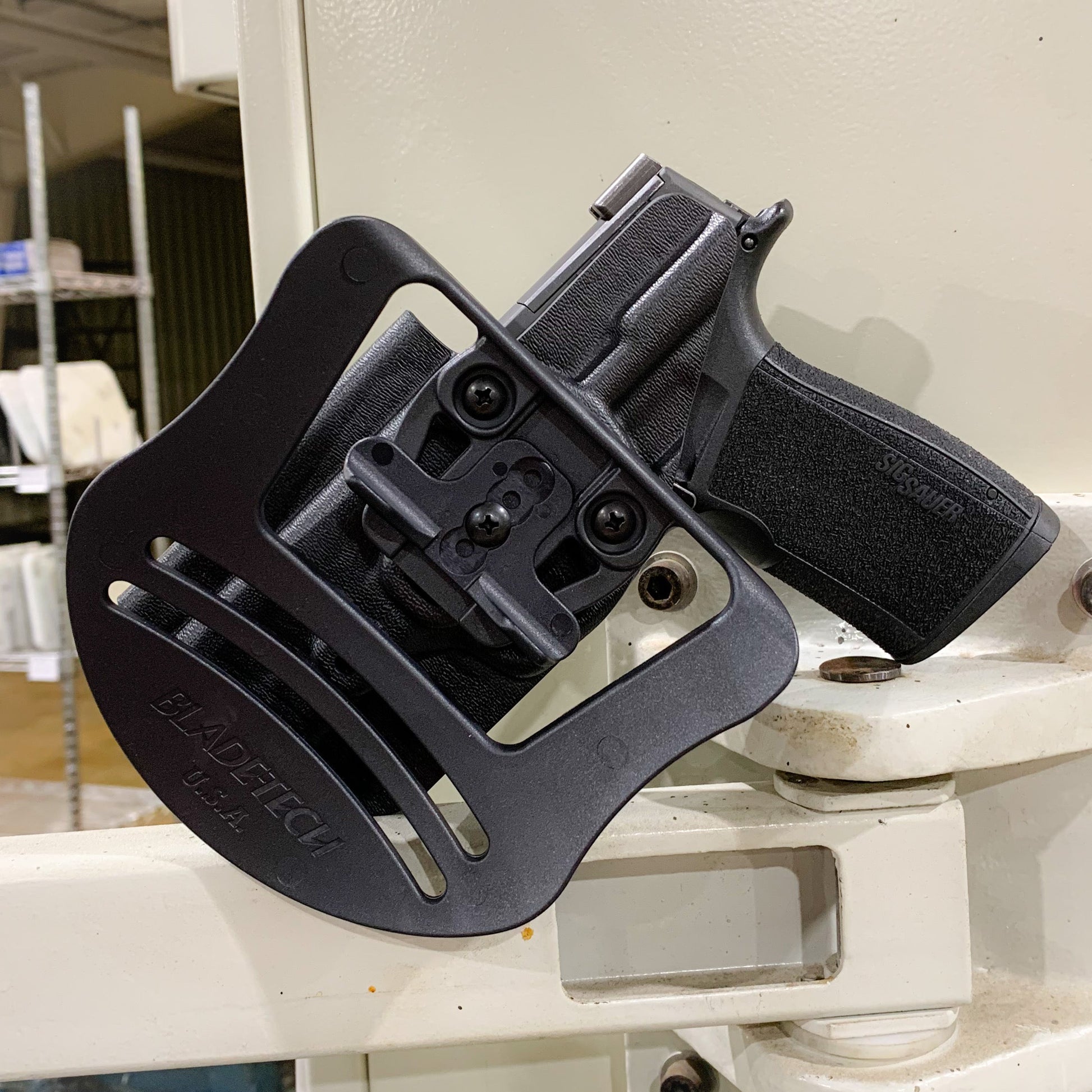 Sig Sauer P365-XMACRO OWB Holster (MACRO)