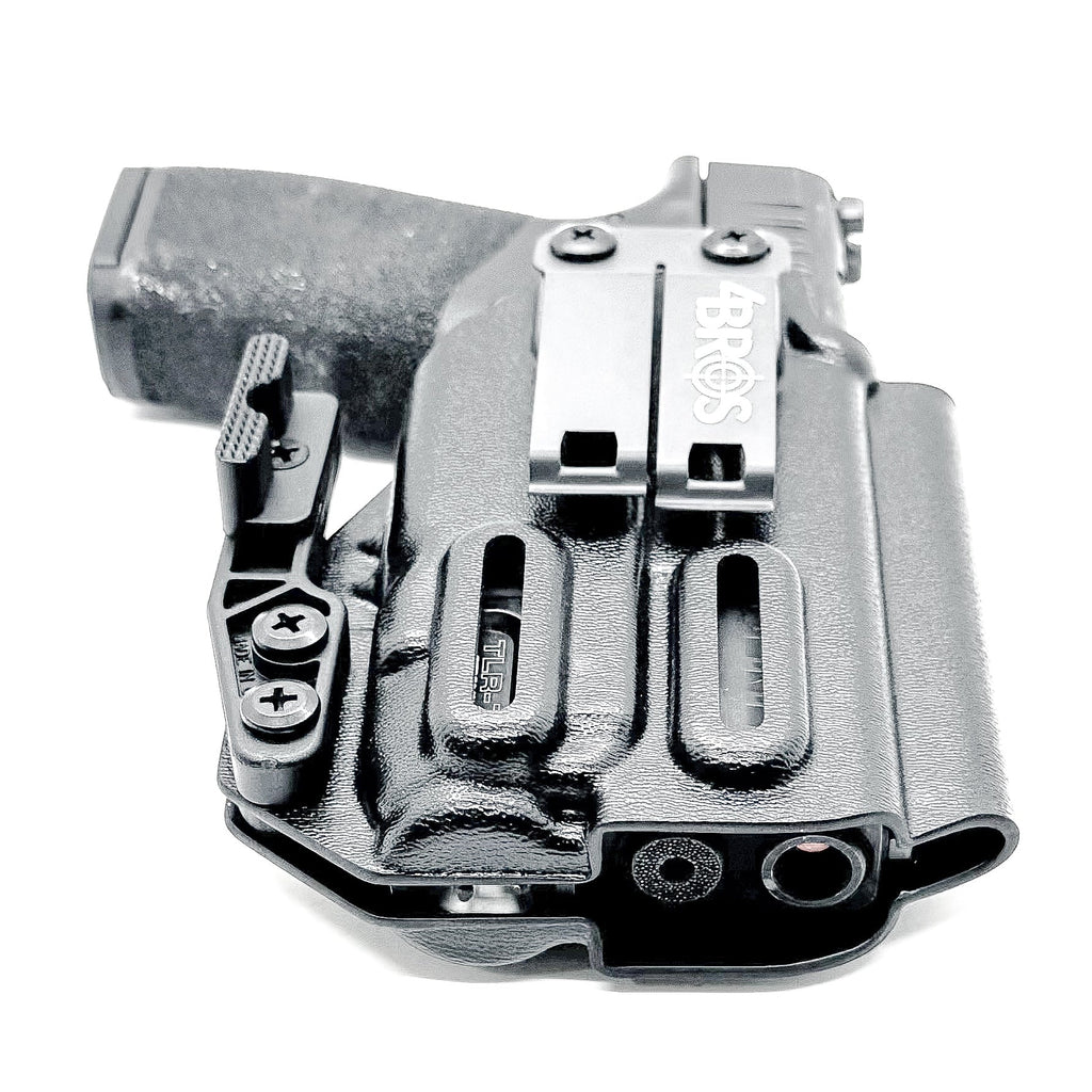 Springfield Hellcat Pro with TLR-7 X & A IWB Holster