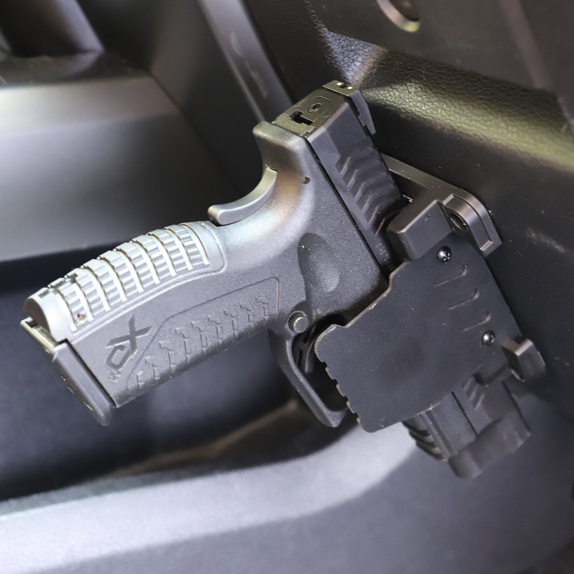 Stinger TRIGGER SAFE Magnet Gun Mount (T1) w/ Safety Trigger Guard Protection (Copy)