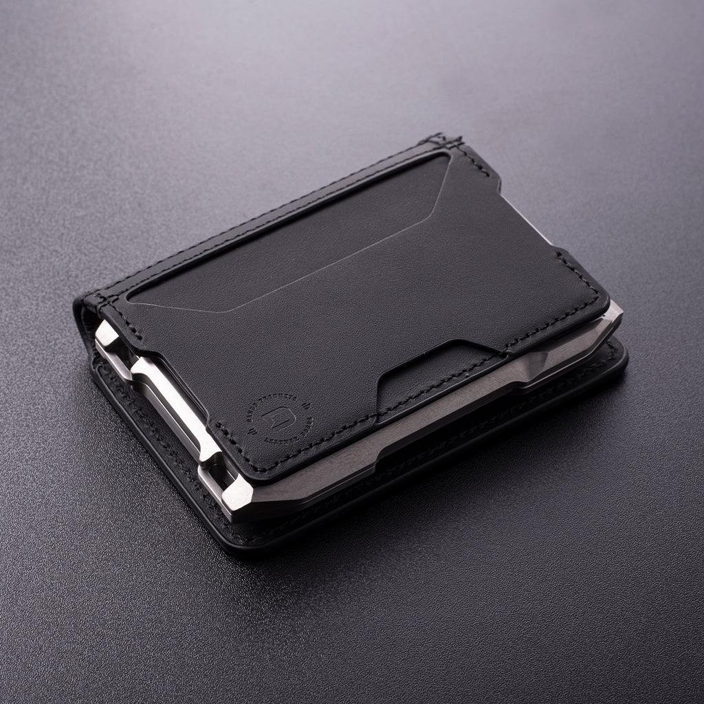 A10 ADAPT™ TITANIUM BIFOLD WALLET