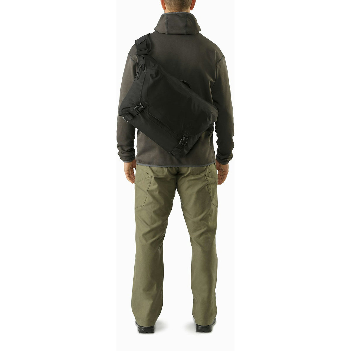 Arc'teryx LEAF Courier 15 Bag