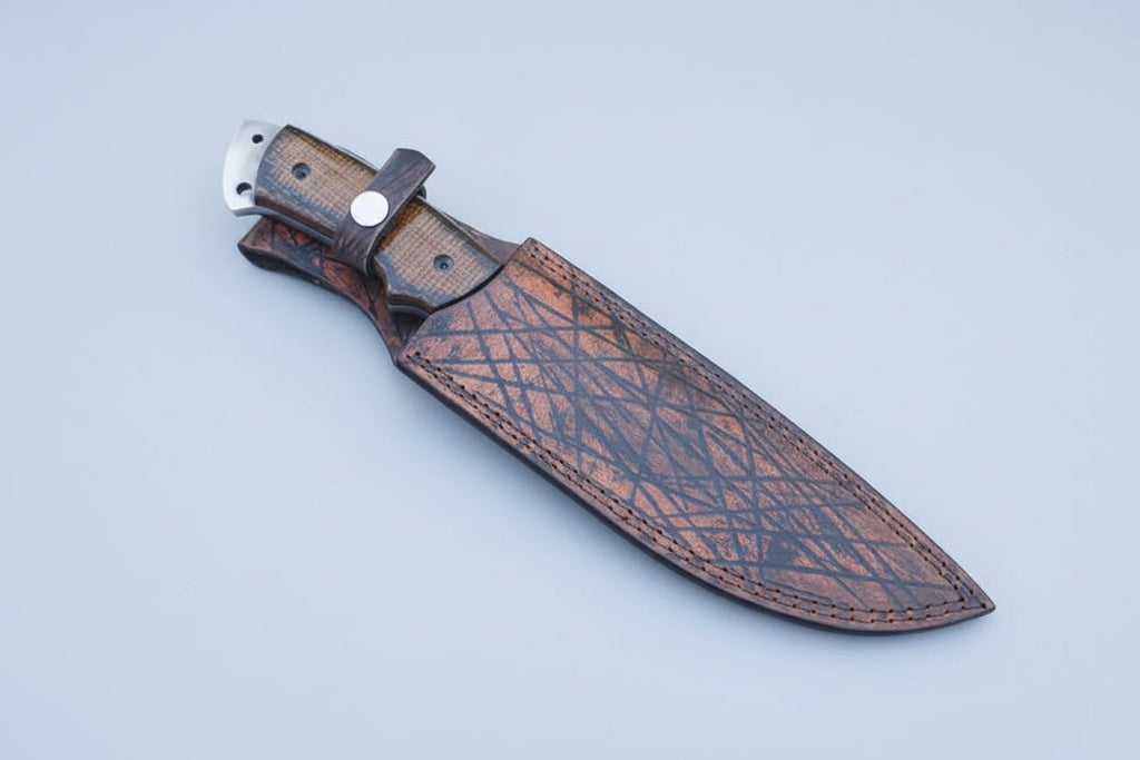 Hunter Point Bowie Knife D2 Steel G10 Handle