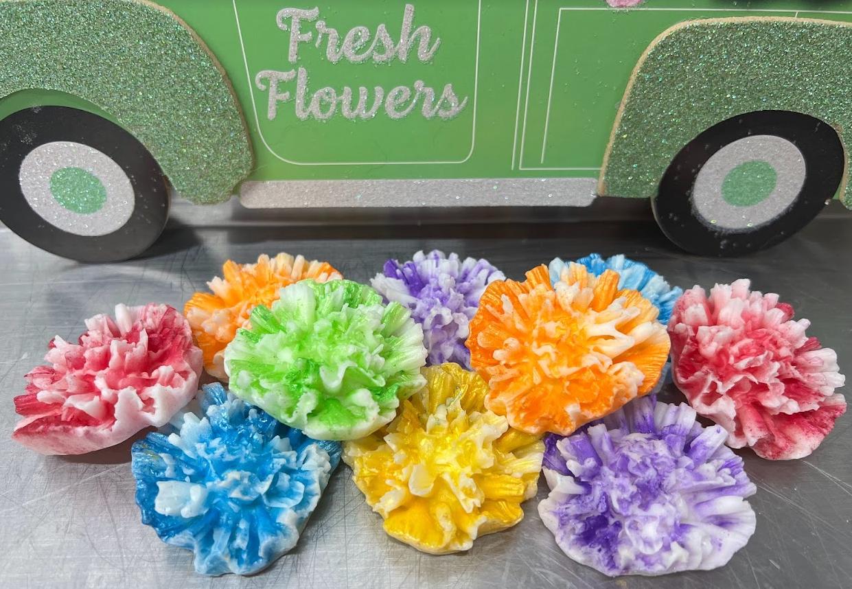 CARNATIONS Realistic Floral Wax Melts |  5 Melts | 3 oz