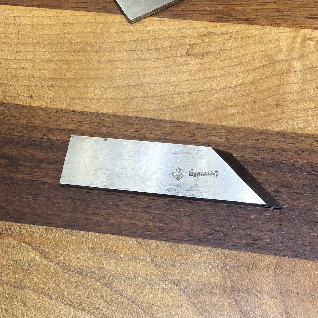Caution! Kiridashi (Left)