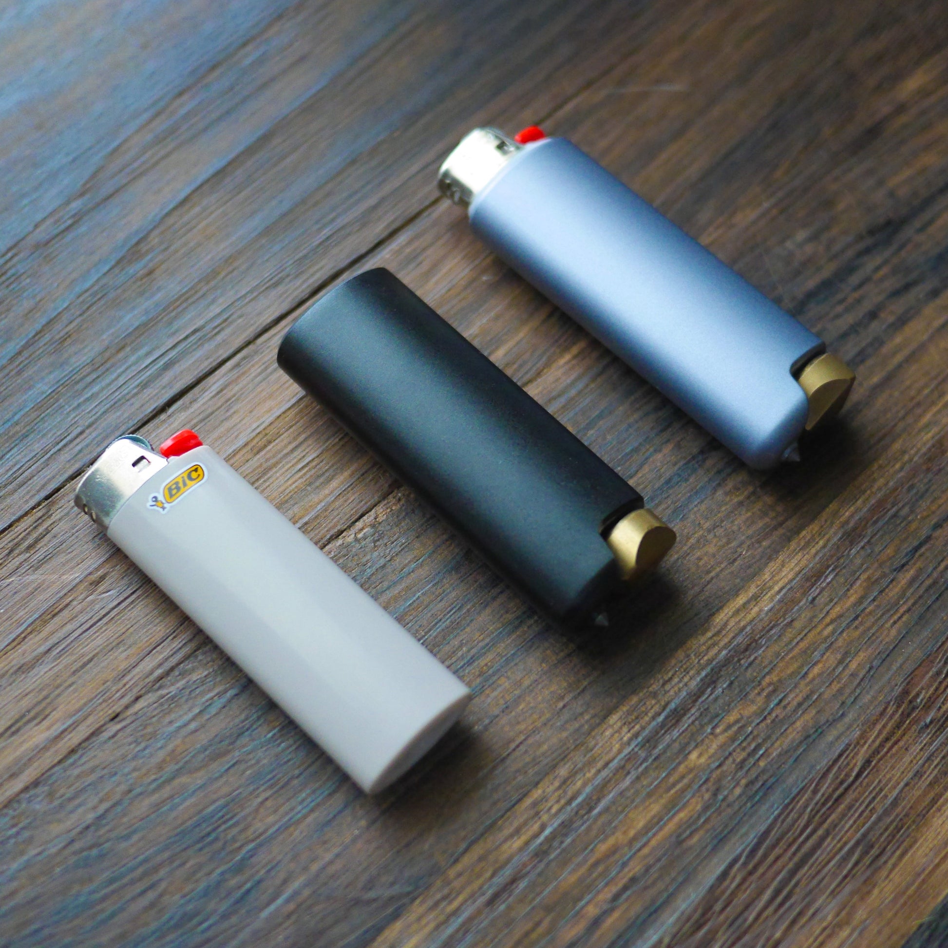 Stinger BIC Lighter Case w/ Car Emergency Window Breaker, Fidget Spinner End Cap, for BIC Full Size Lighter Type J6