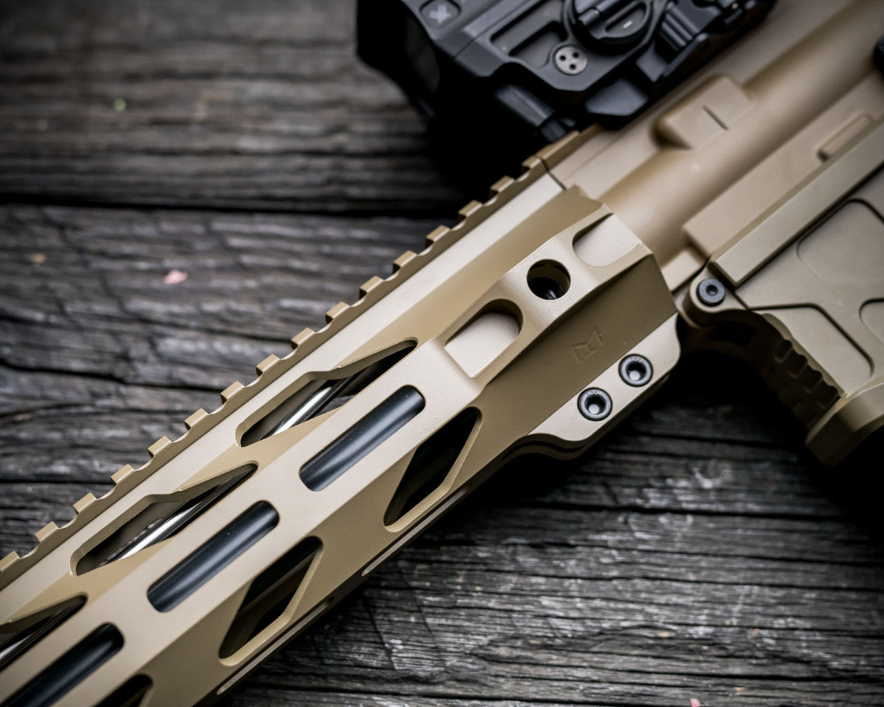 STNGR VYPR® M-LOK Free Float AR-15 Handguard