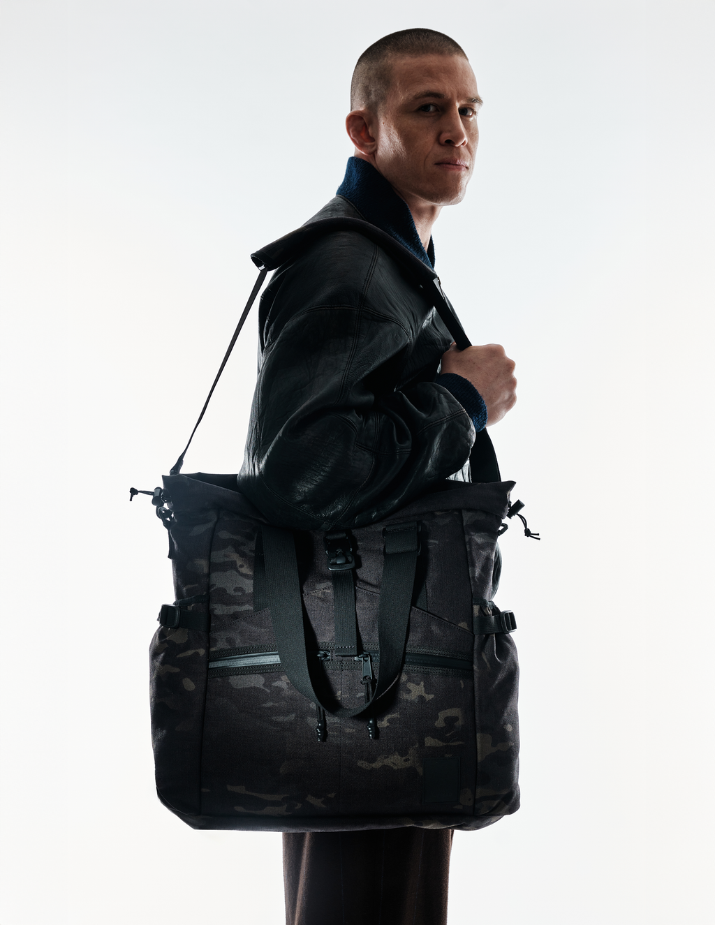 Conceal Tote - 1000D MultiCam Black